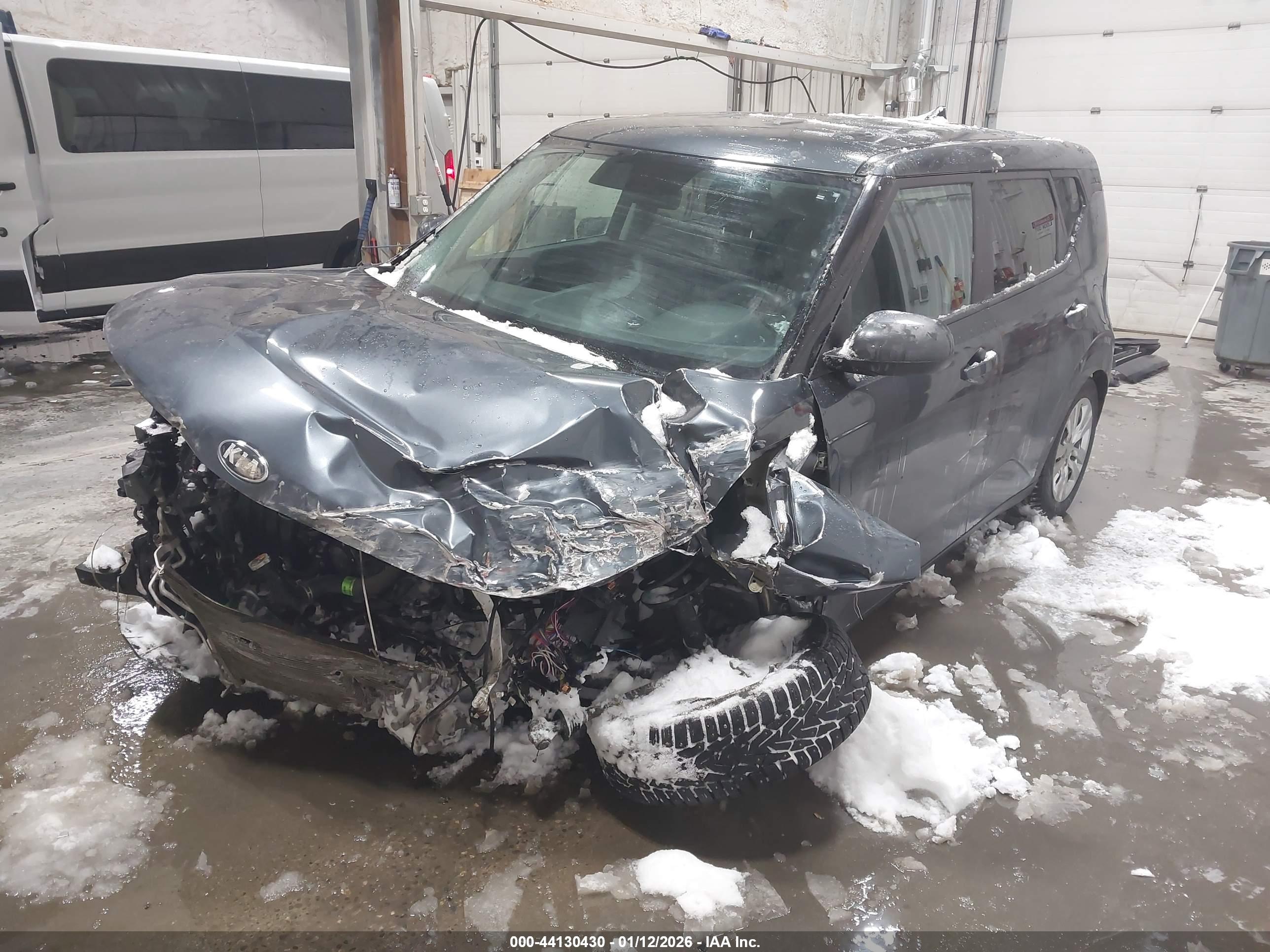KIA SOUL image 2
