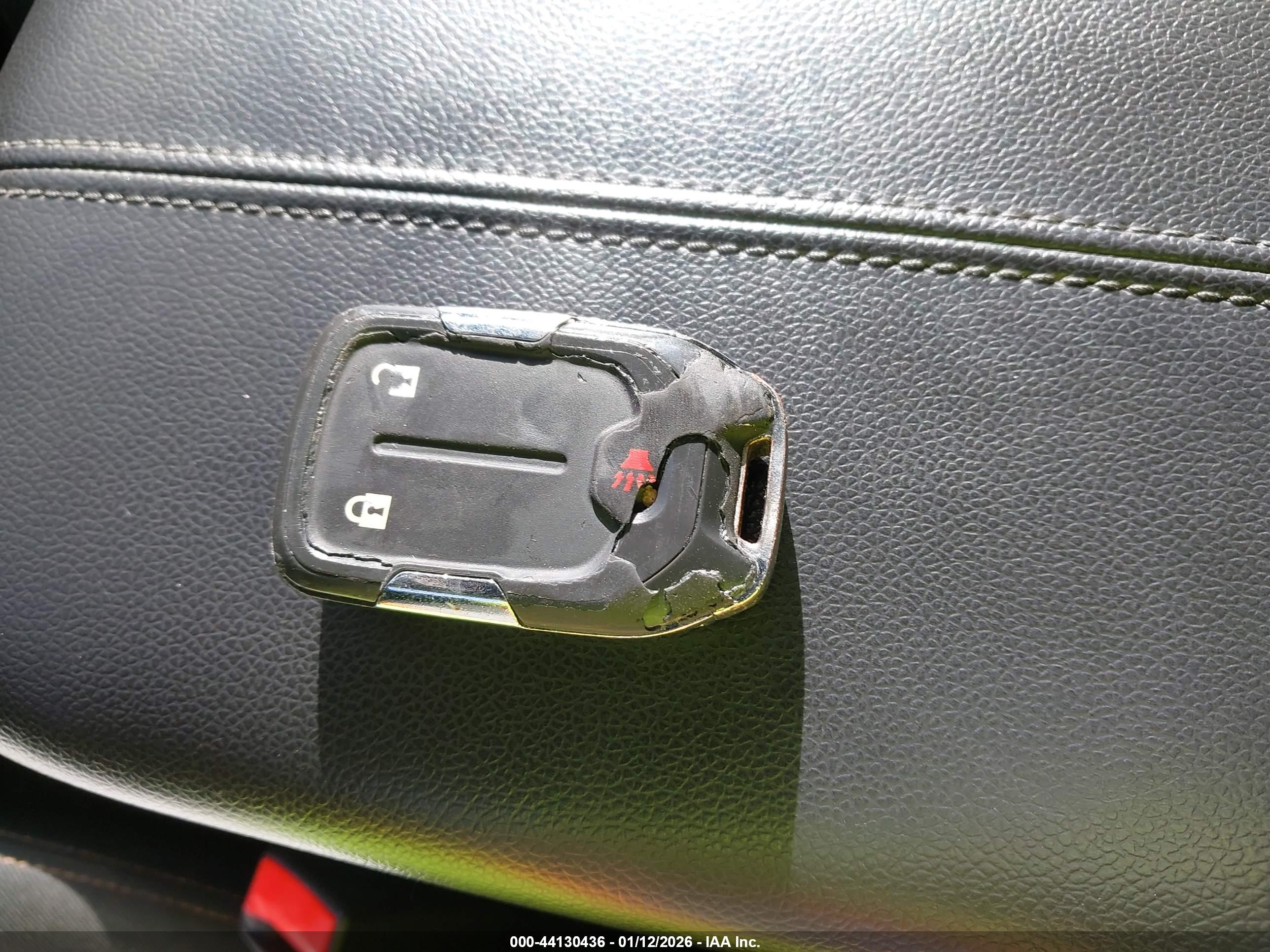 GMC TERRAIN image 11