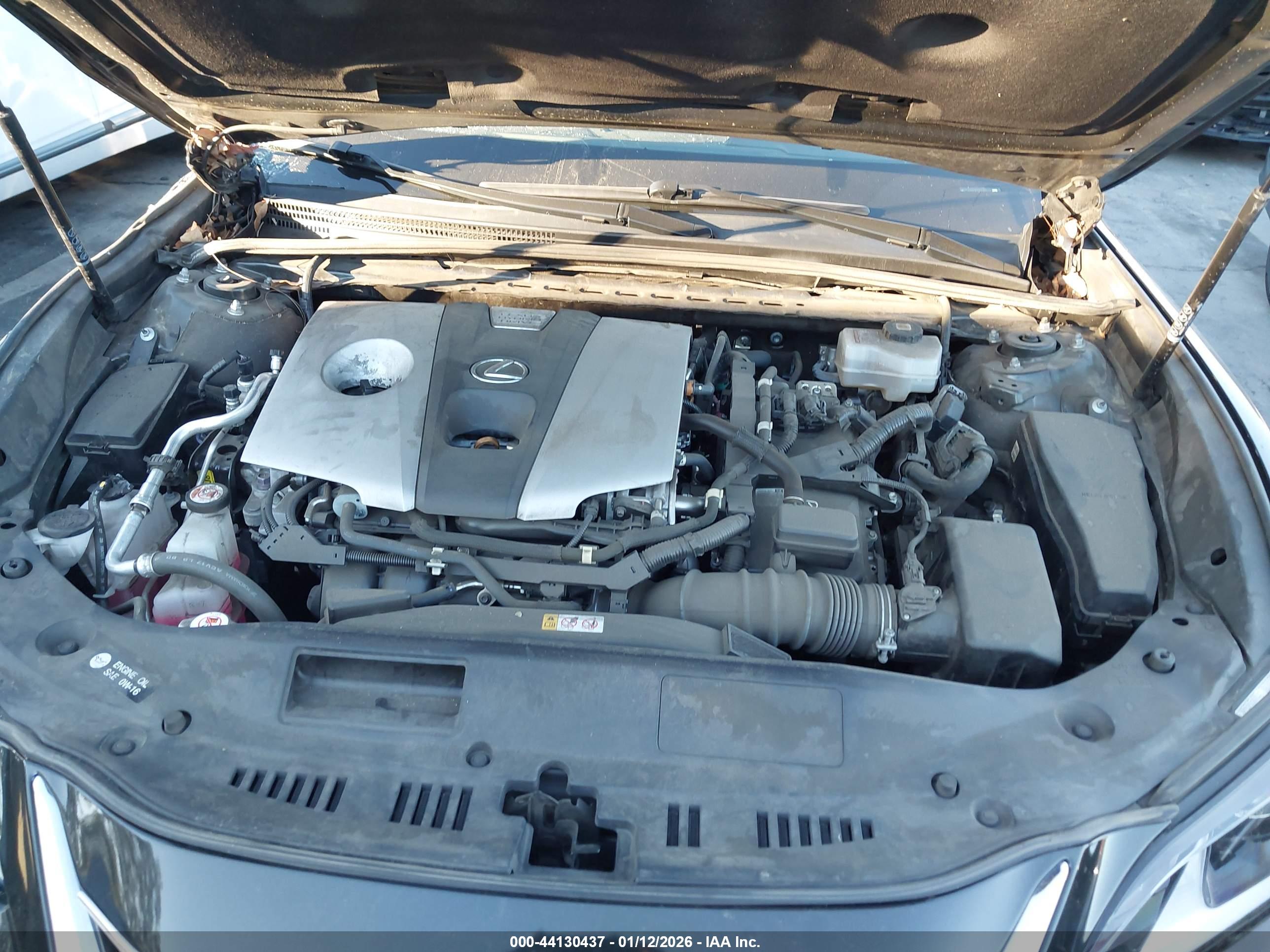 LEXUS ES image 10