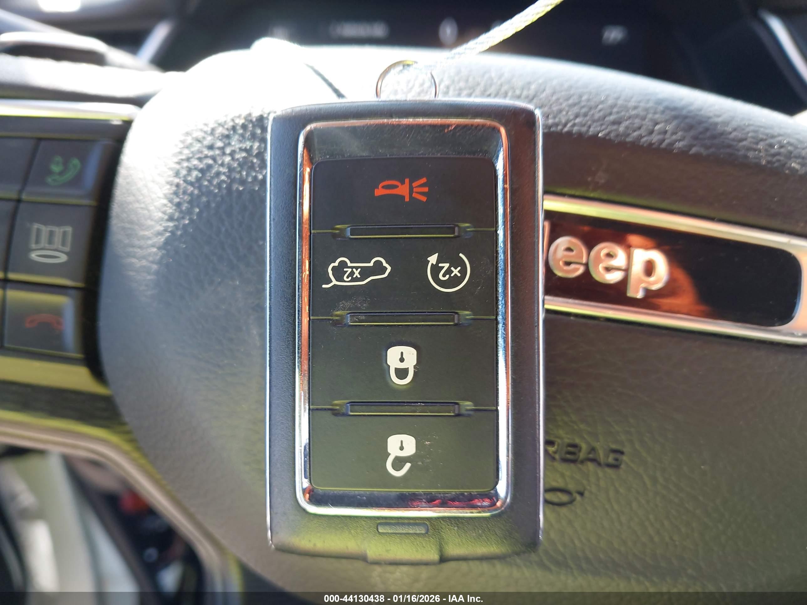 JEEP GRAND image 11