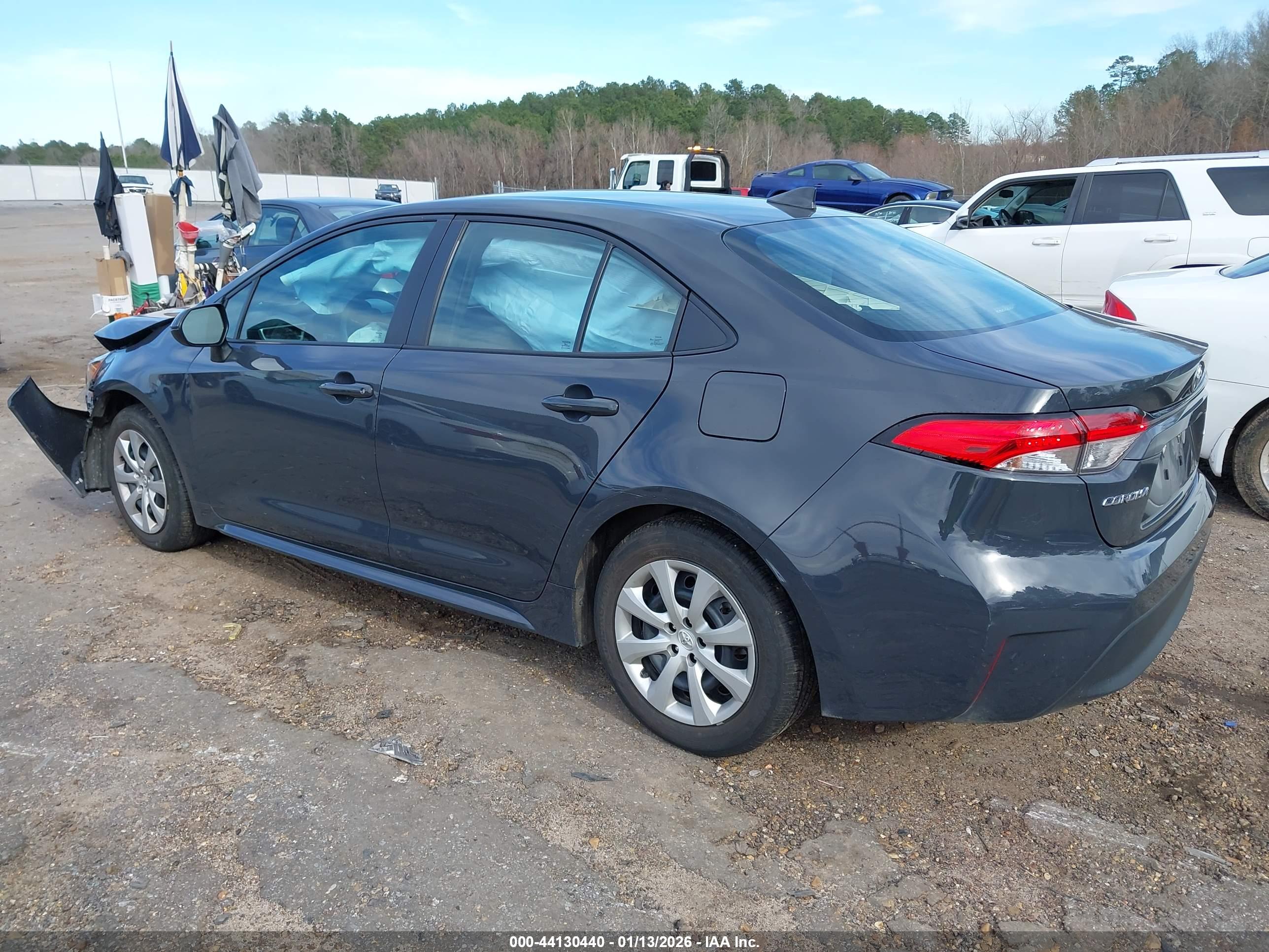 TOYOTA COROLLA image 3