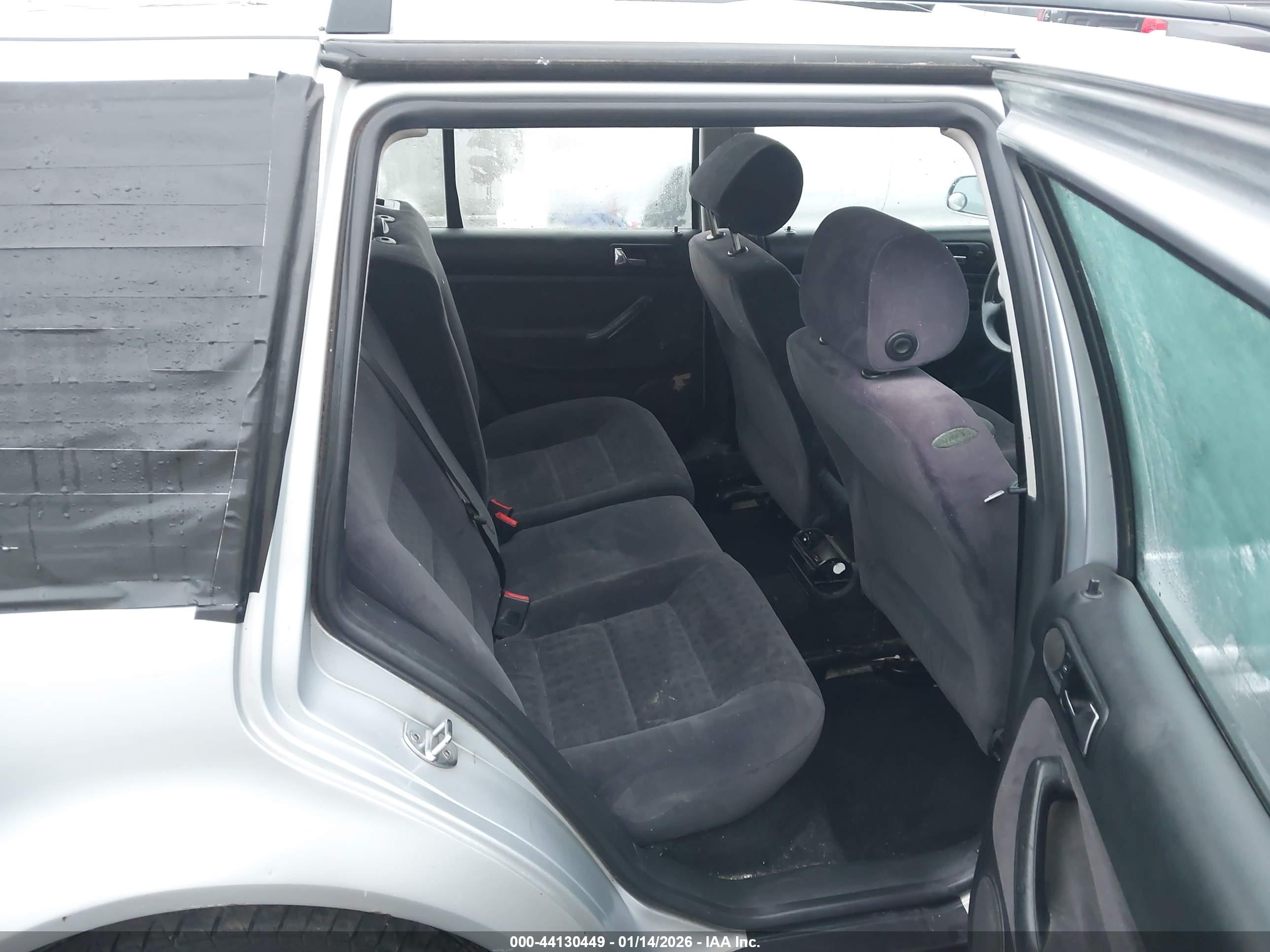 VOLKSWAGEN JETTA image 8