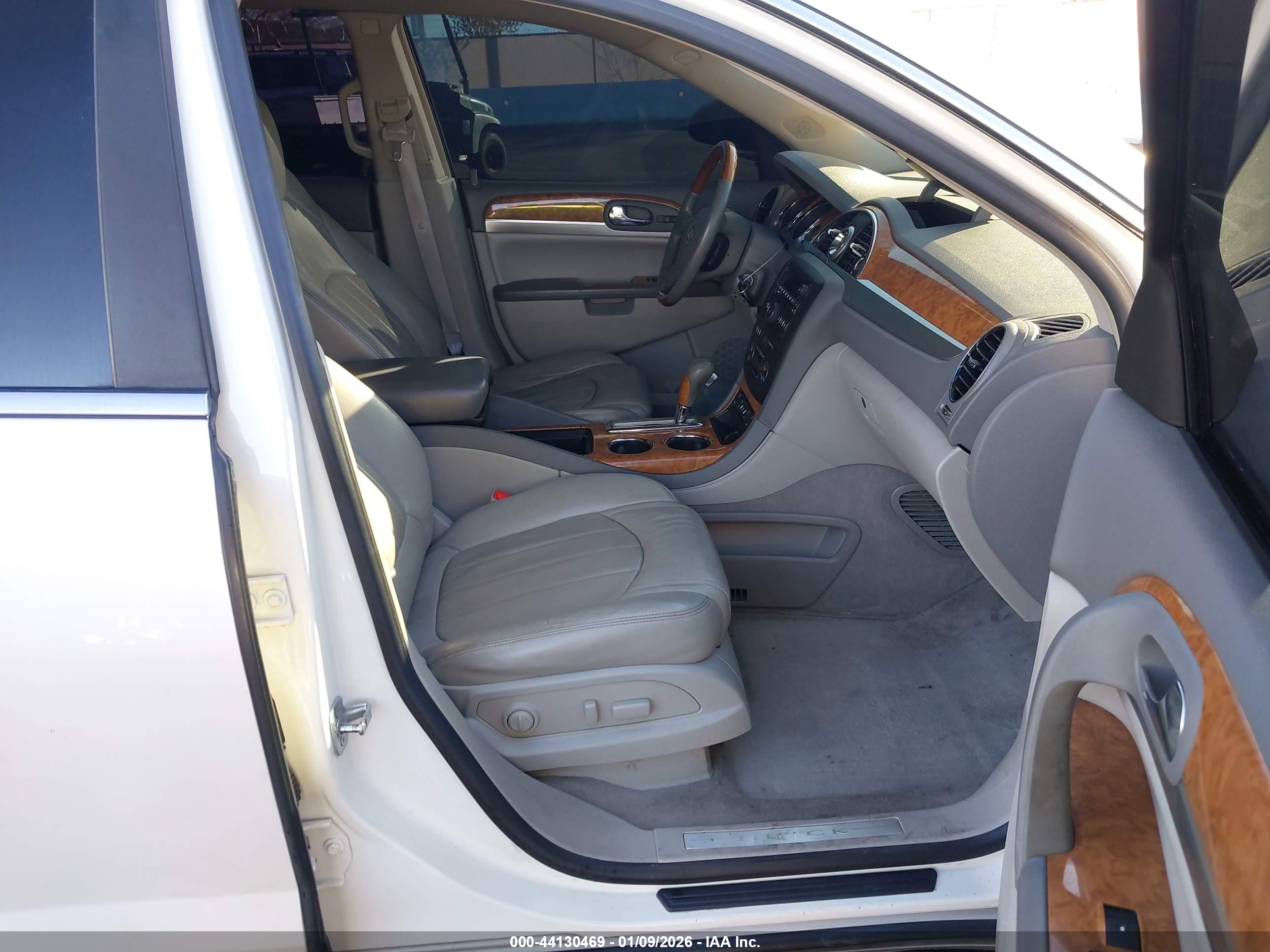 BUICK ENCLAVE image 5