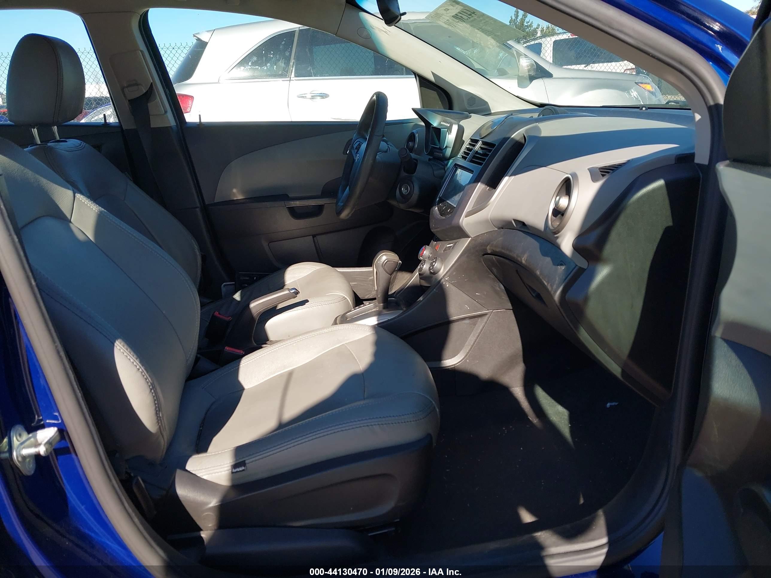 CHEVROLET SONIC image 5