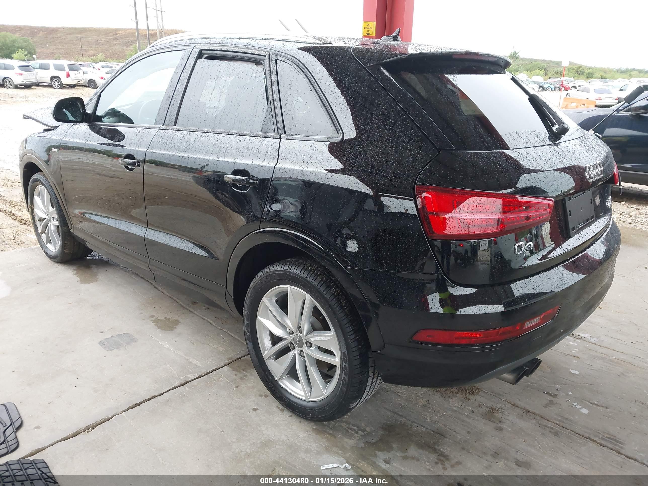 AUDI Q3 image 3