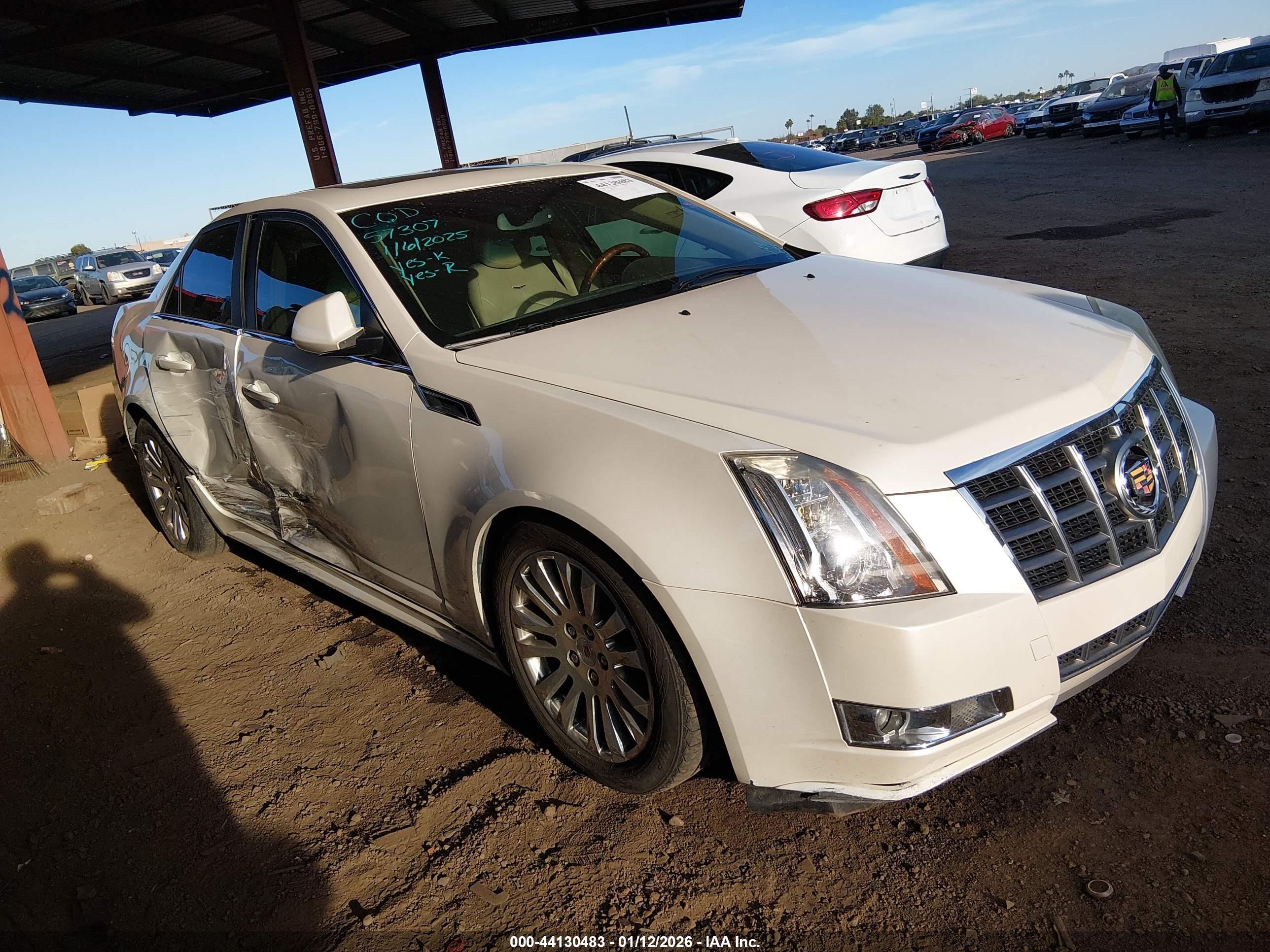CADILLAC CTS image 6
