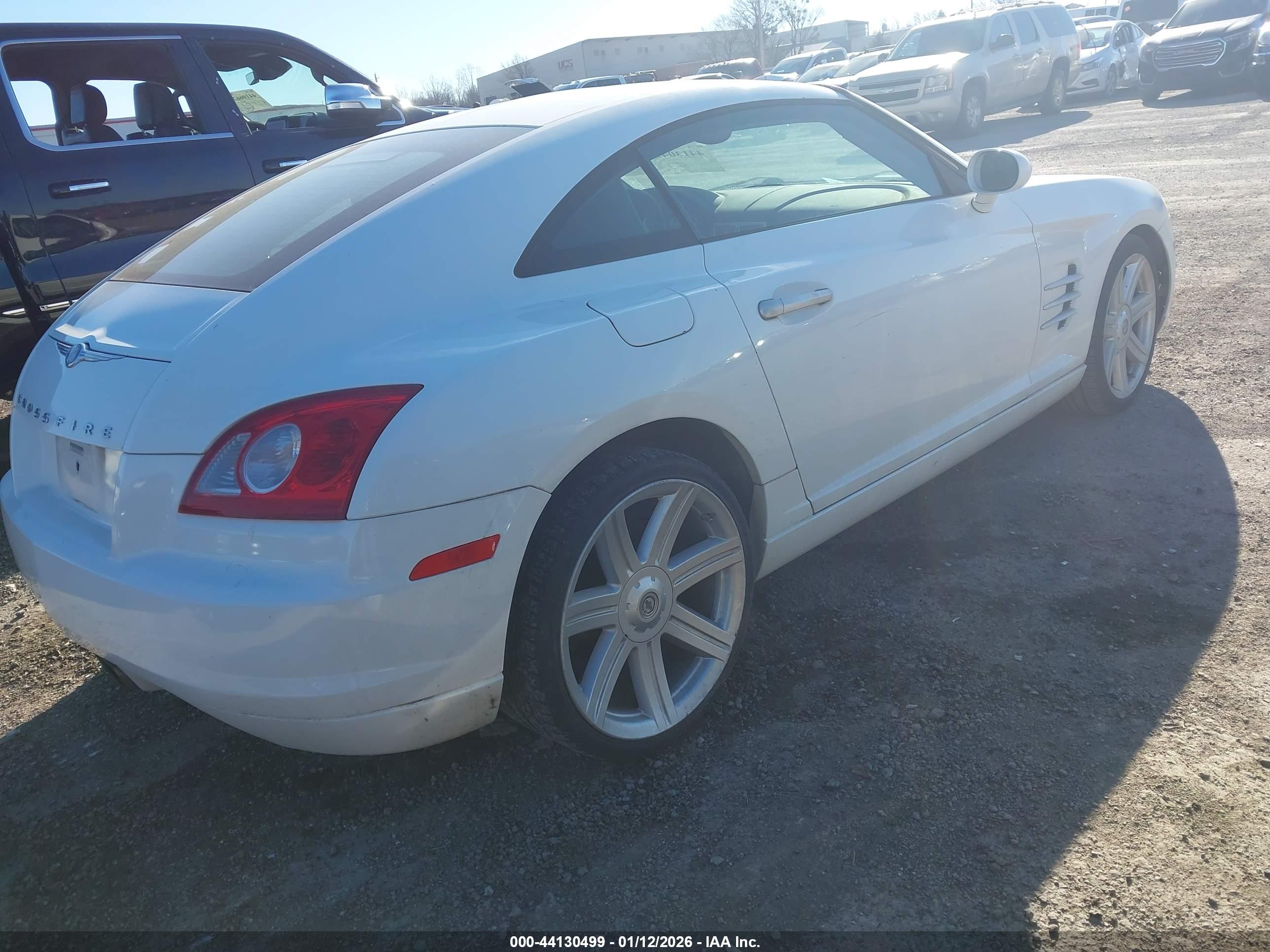 CHRYSLER CROSSFIRE image 4