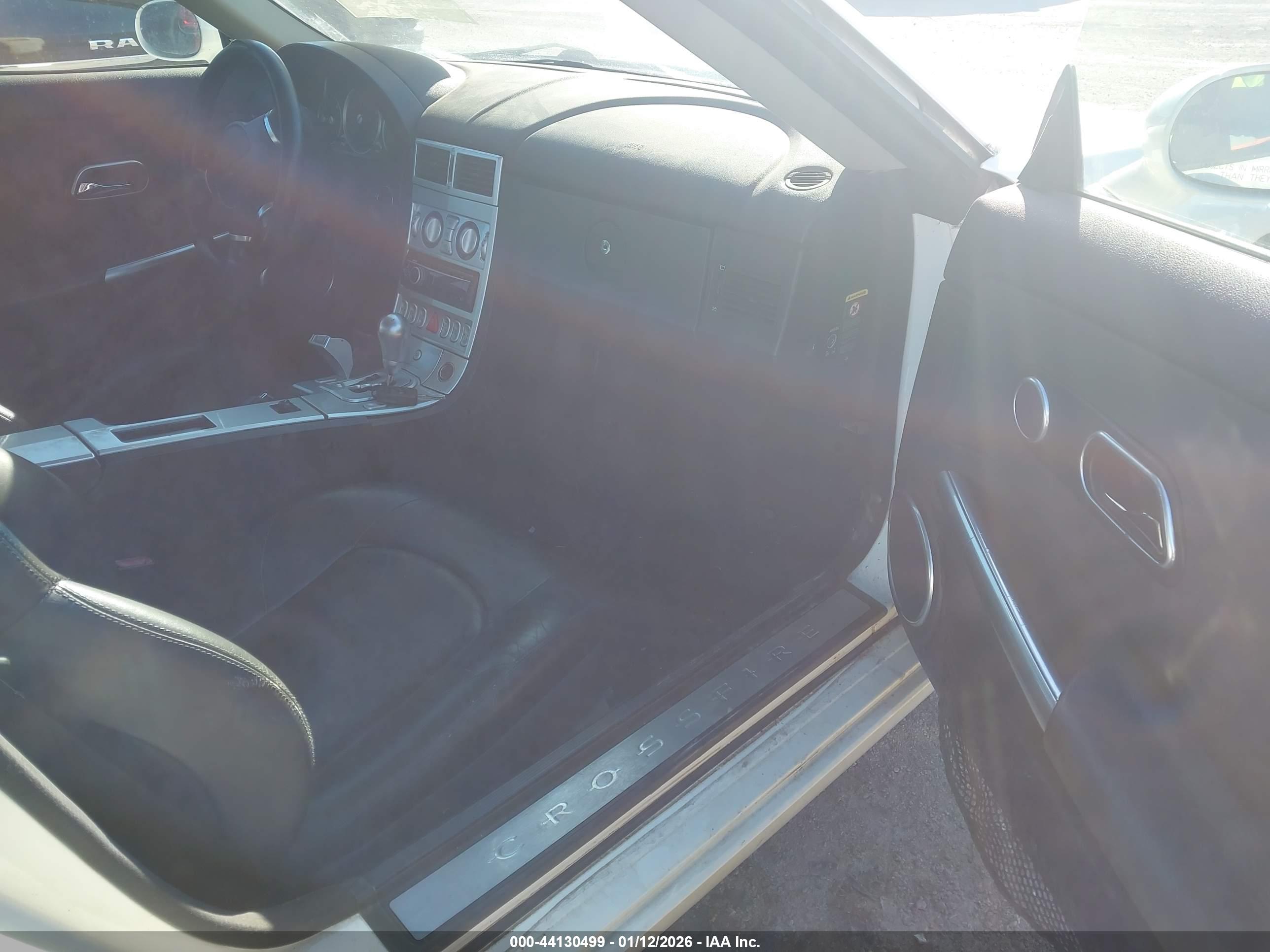 CHRYSLER CROSSFIRE image 5