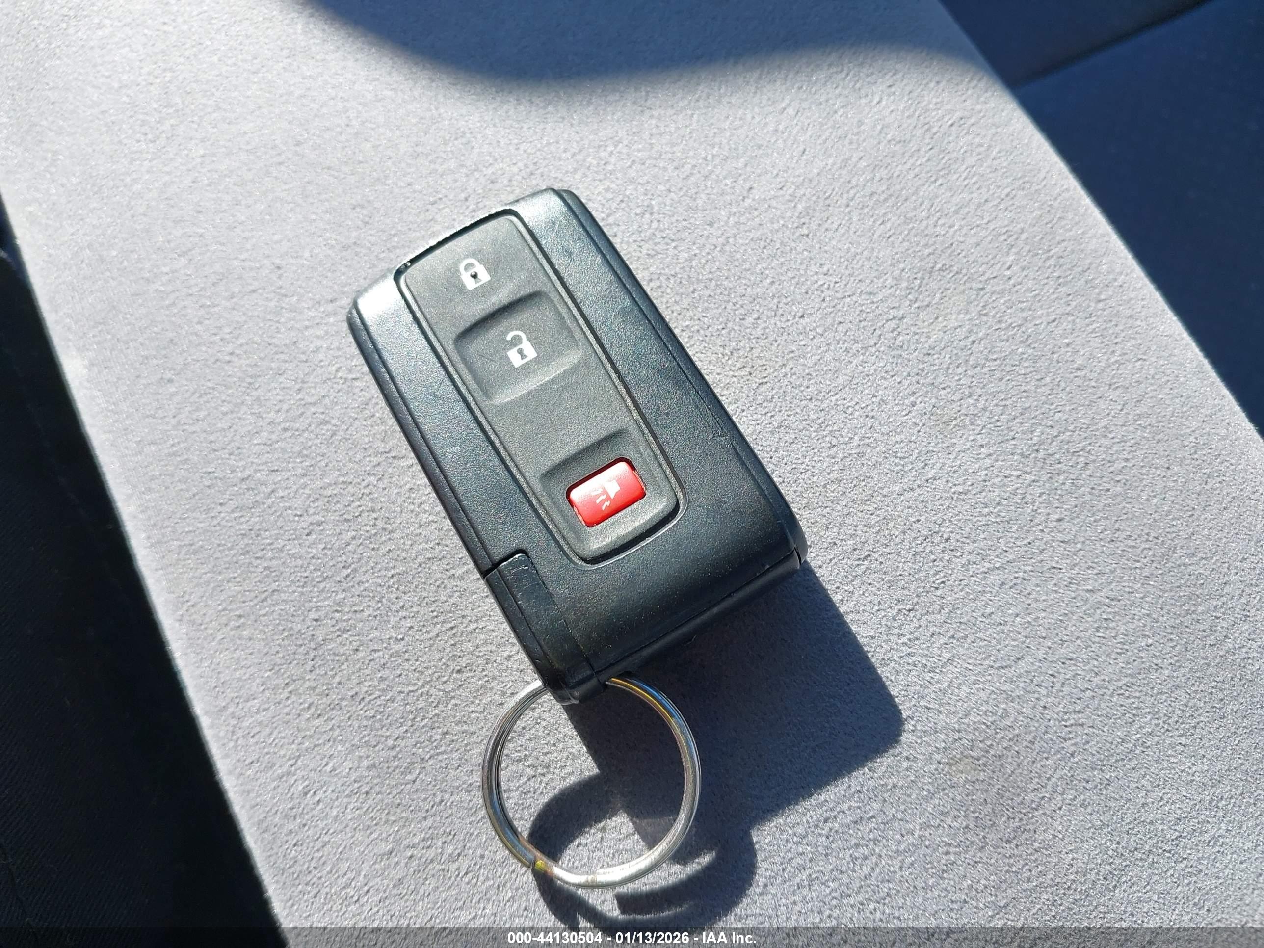 TOYOTA PRIUS image 11