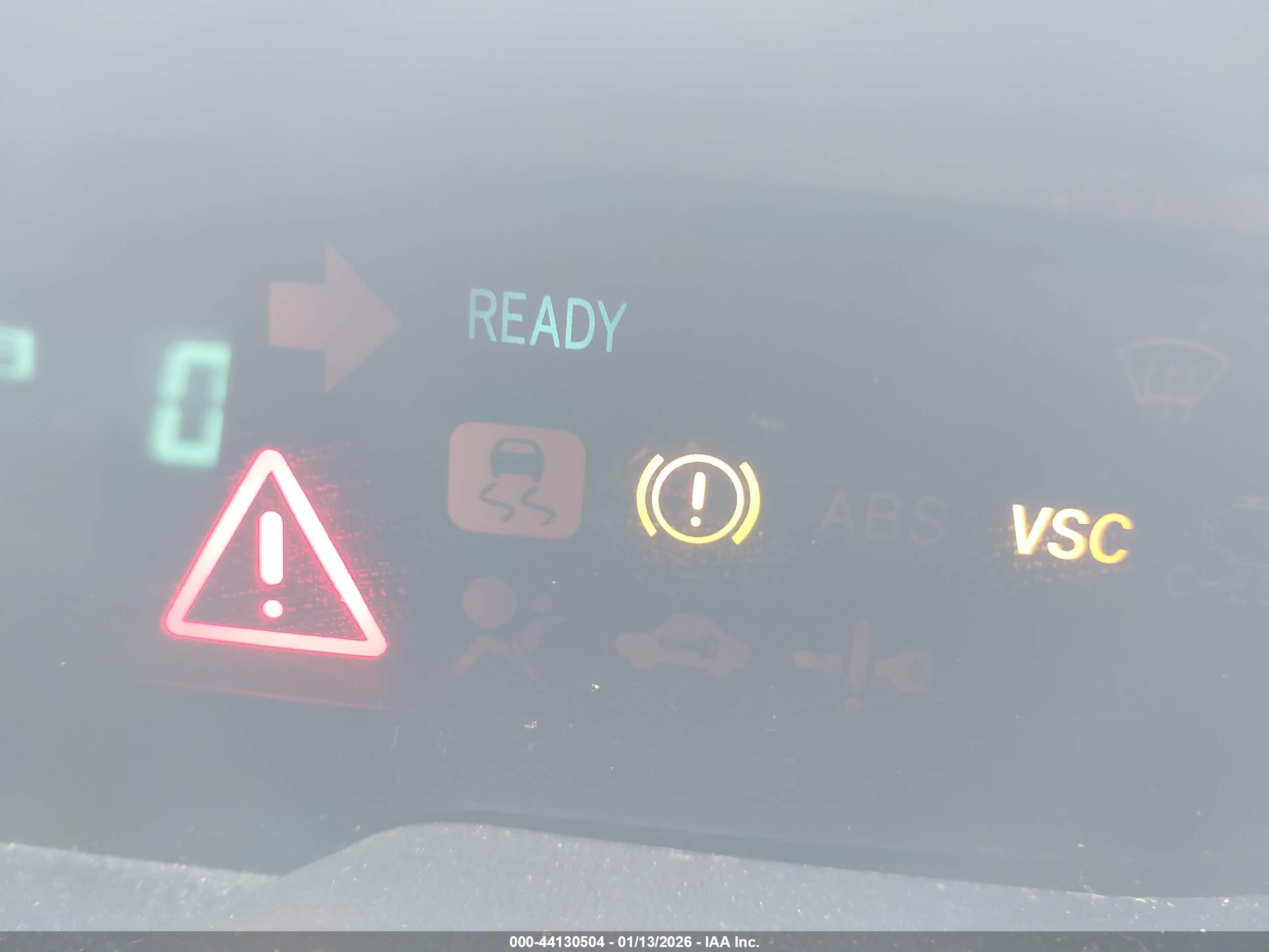 TOYOTA PRIUS image 6