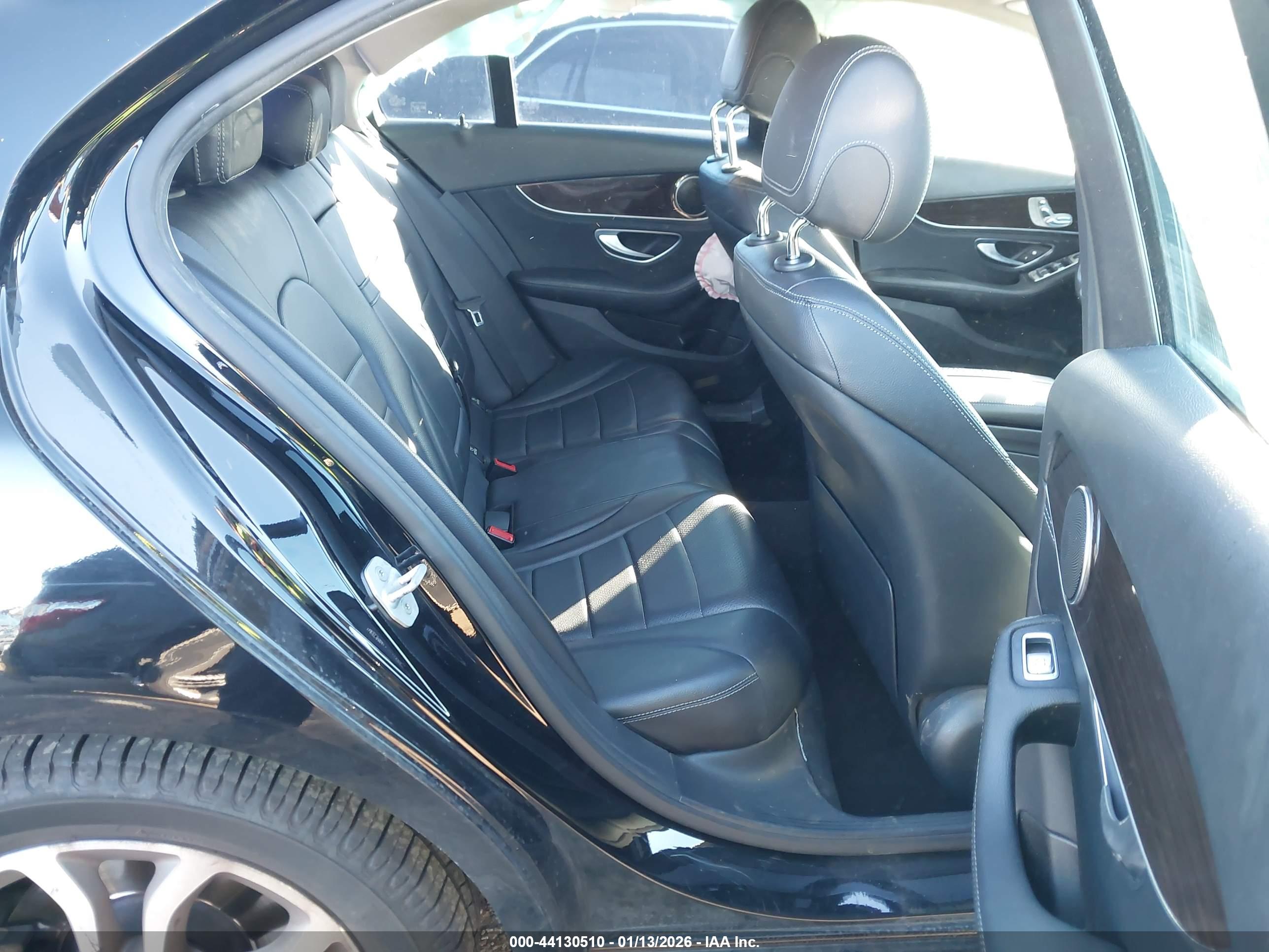 MERCEDES-BENZ C image 8