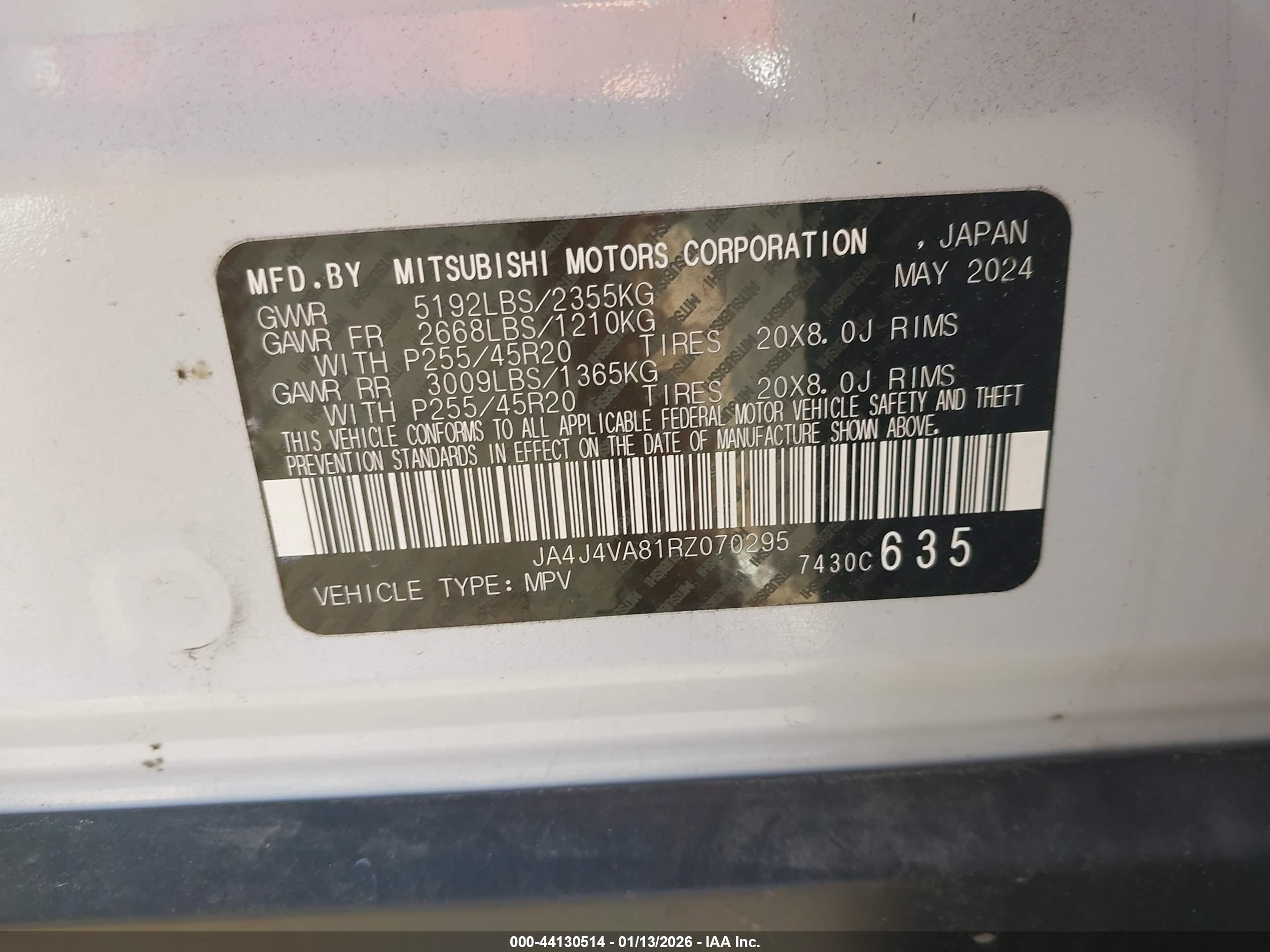 MITSUBISHI OUTLANDER image 9