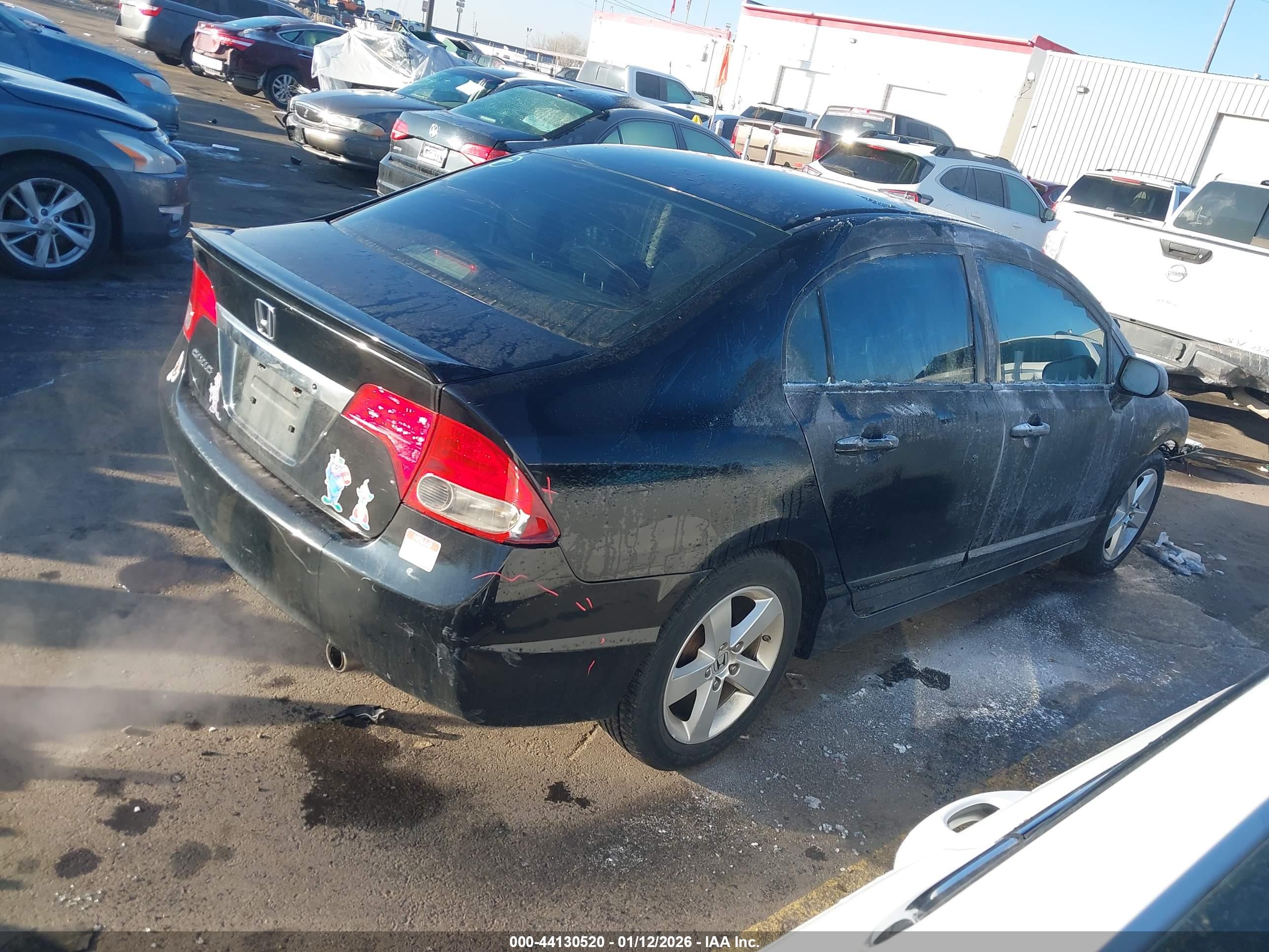 HONDA CIVIC image 4