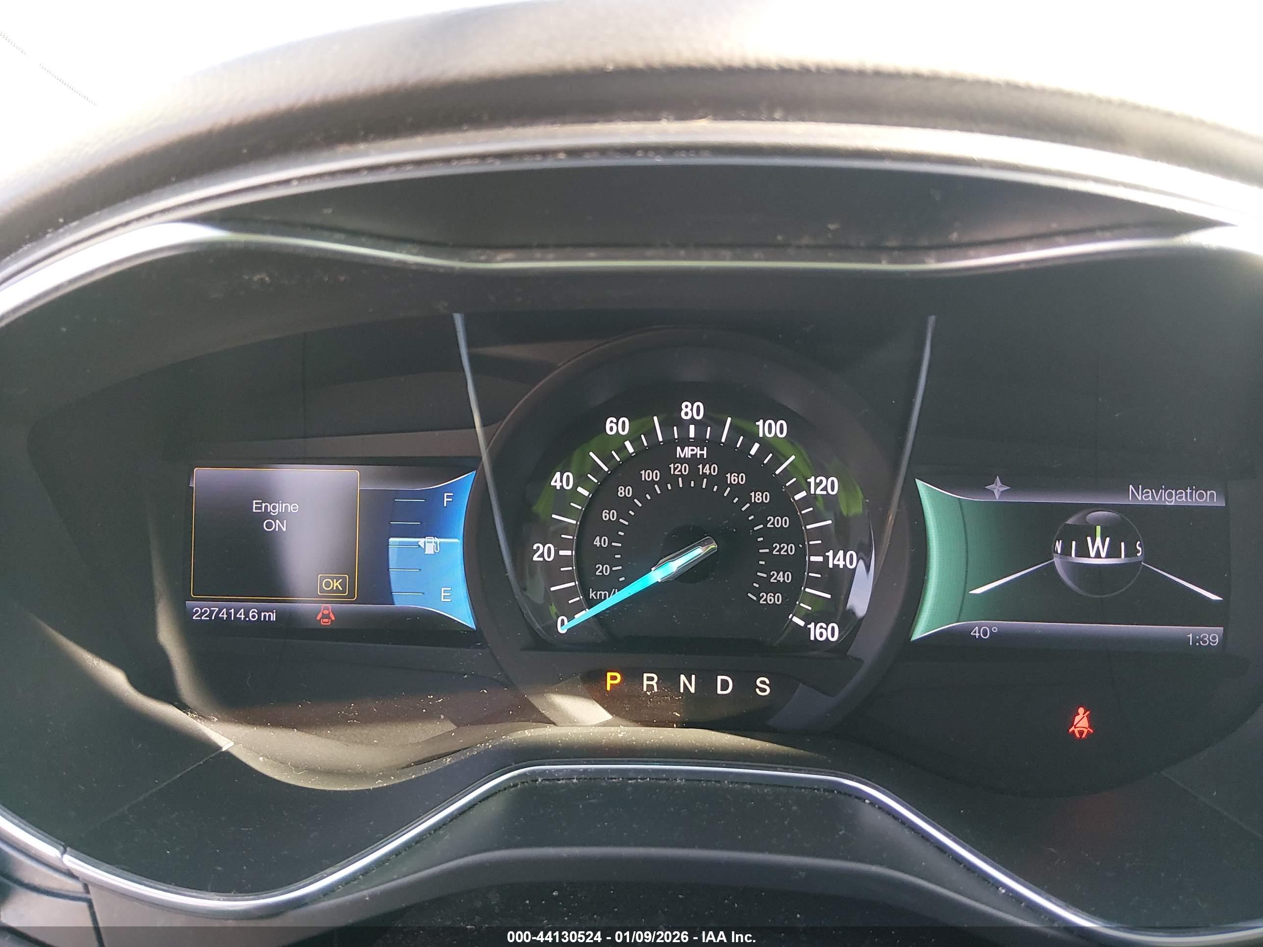 FORD FUSION image 7