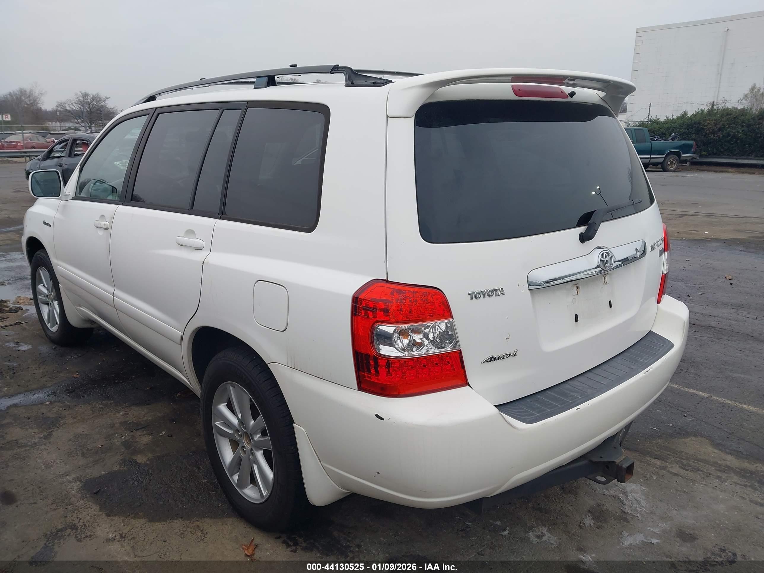 TOYOTA HIGHLANDER image 3