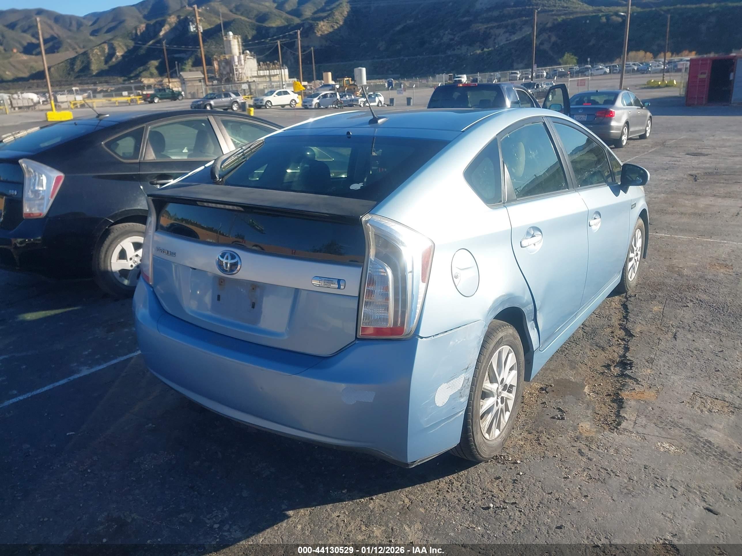 TOYOTA PRIUS image 4