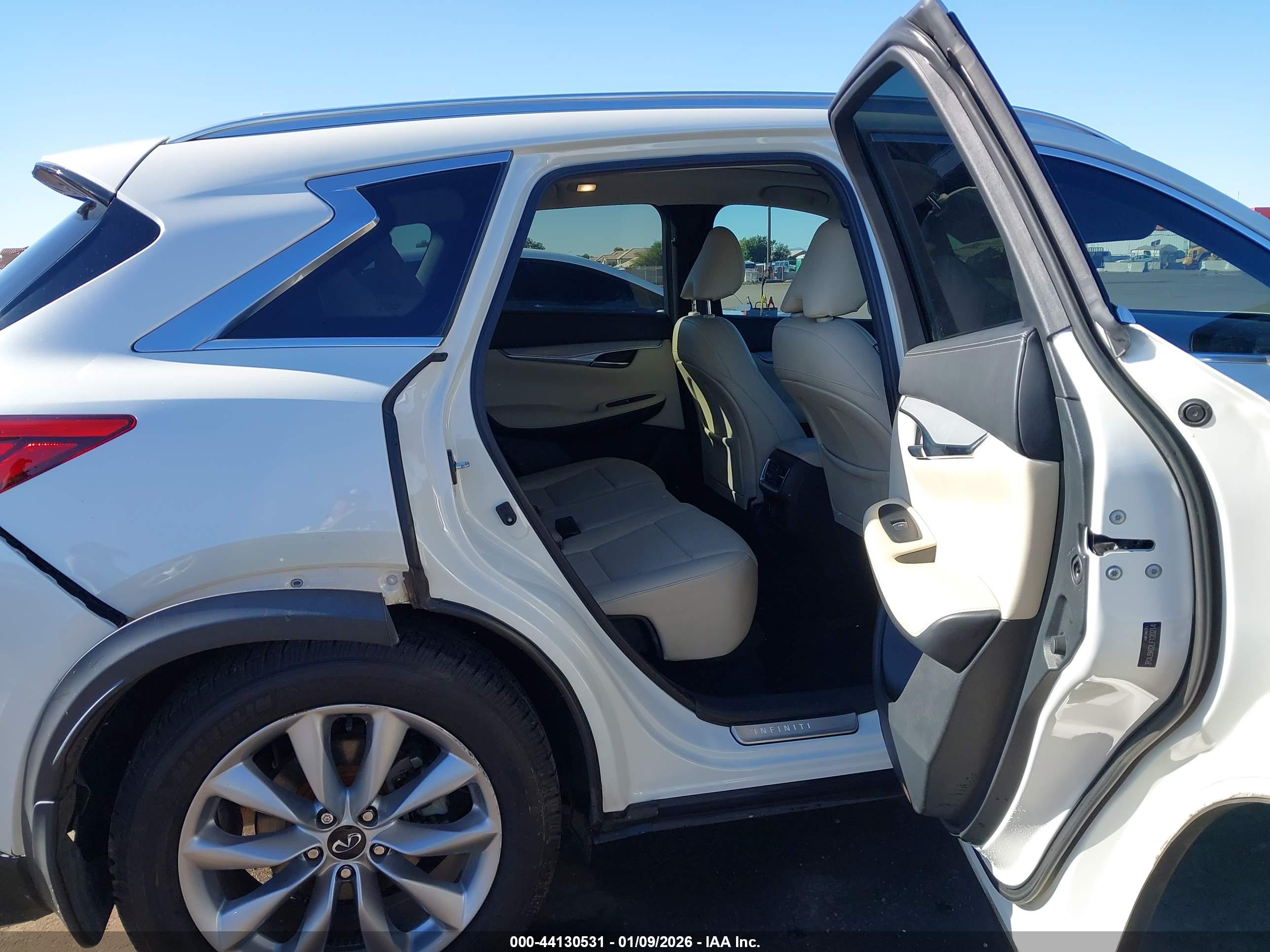 INFINITI QX50 image 8