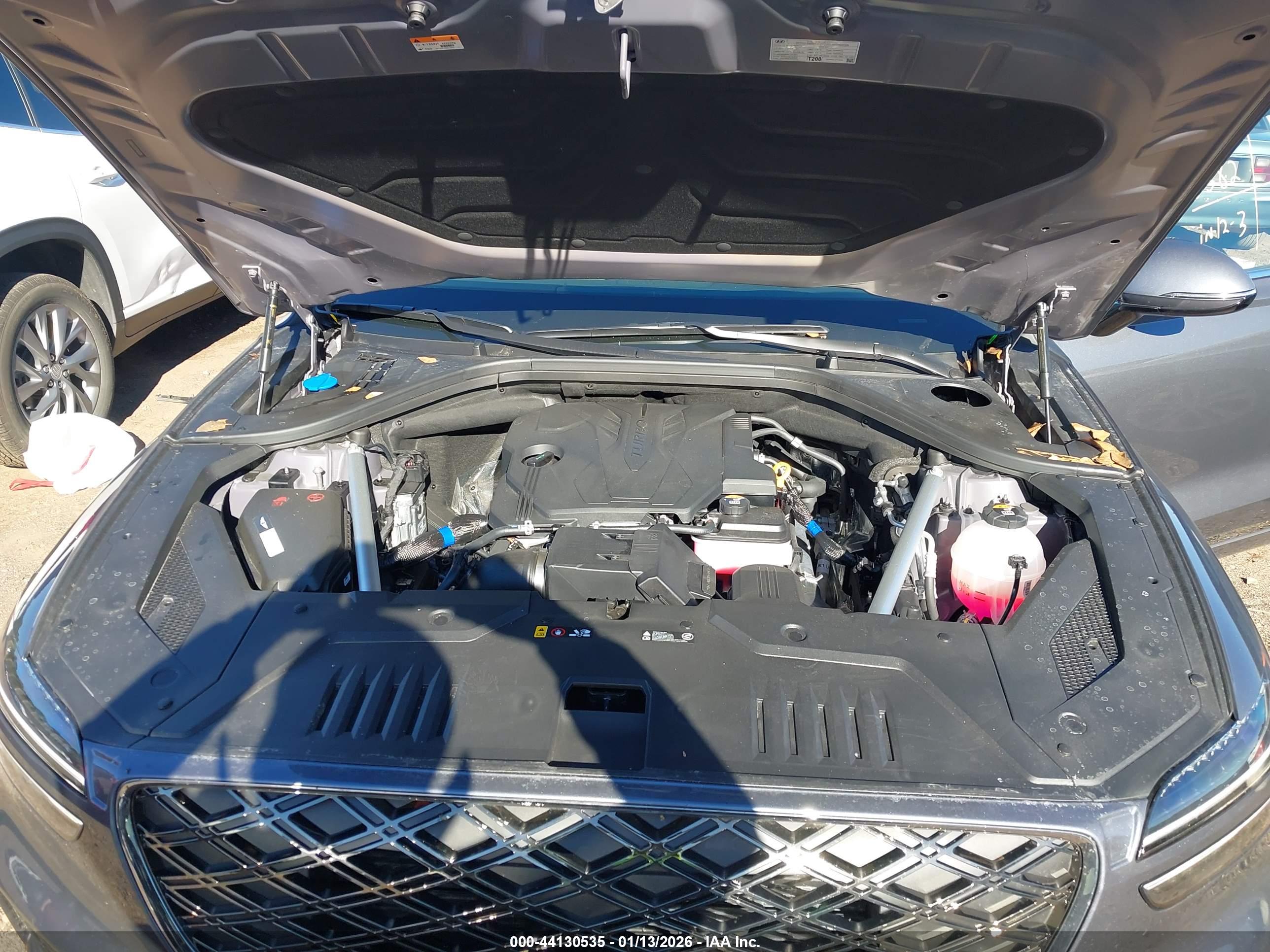 GENESIS GV70 image 10
