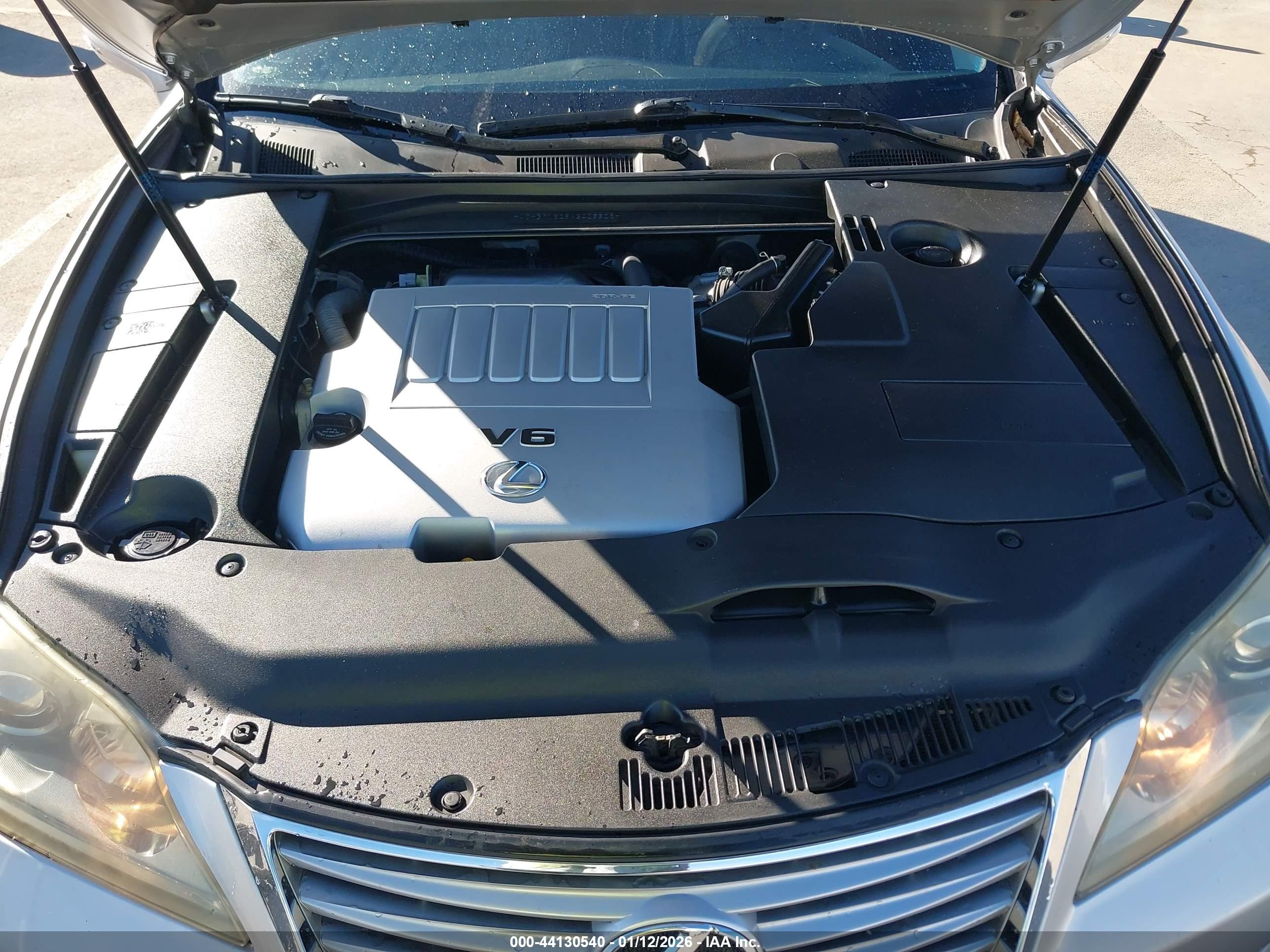 LEXUS ES image 10