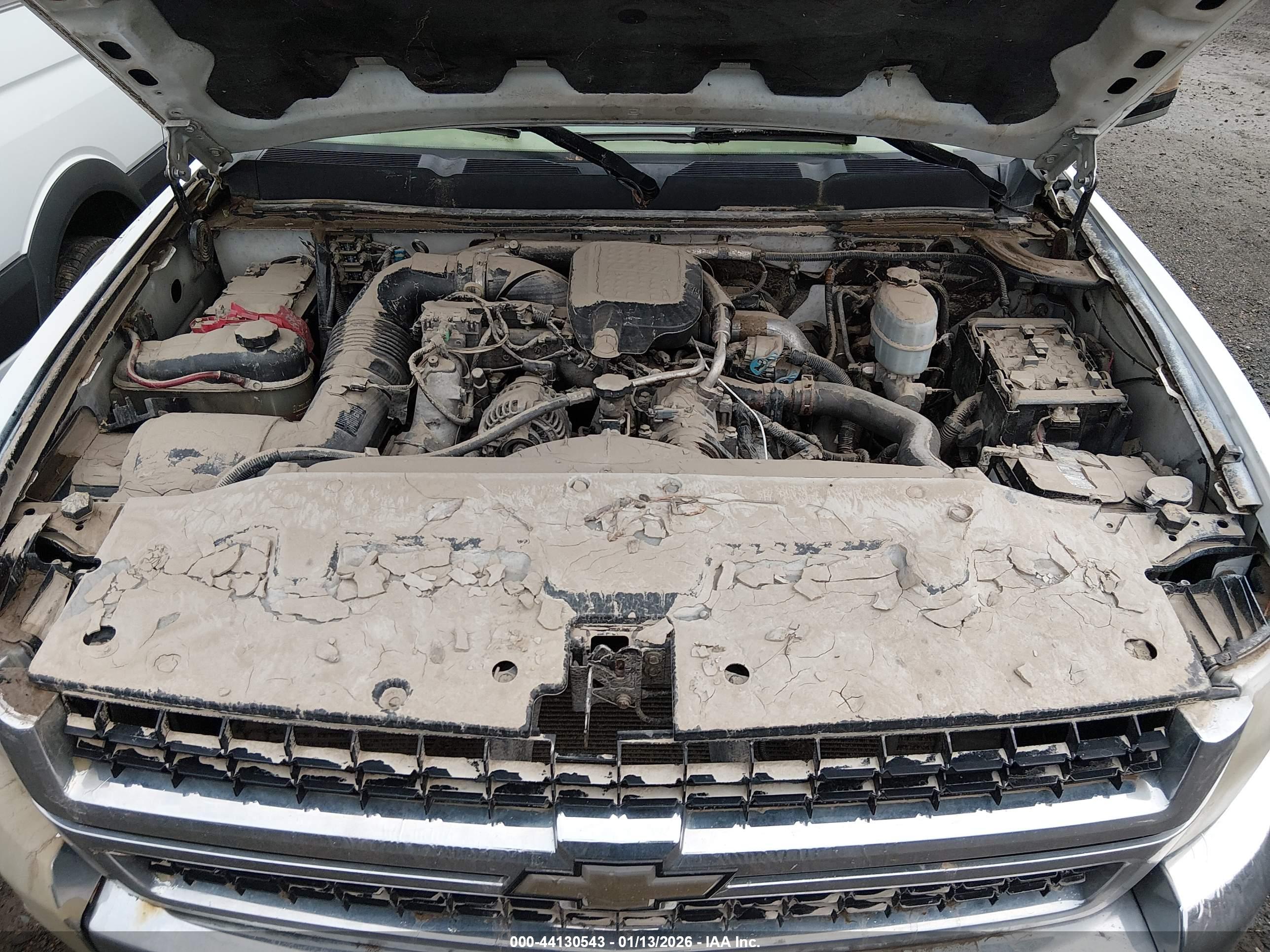 CHEVROLET SILVERADO image 10