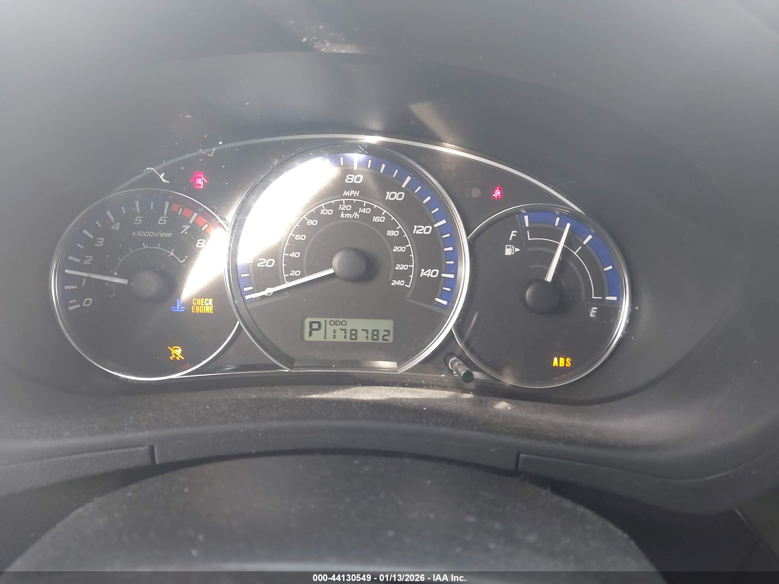 SUBARU FORESTER image 7