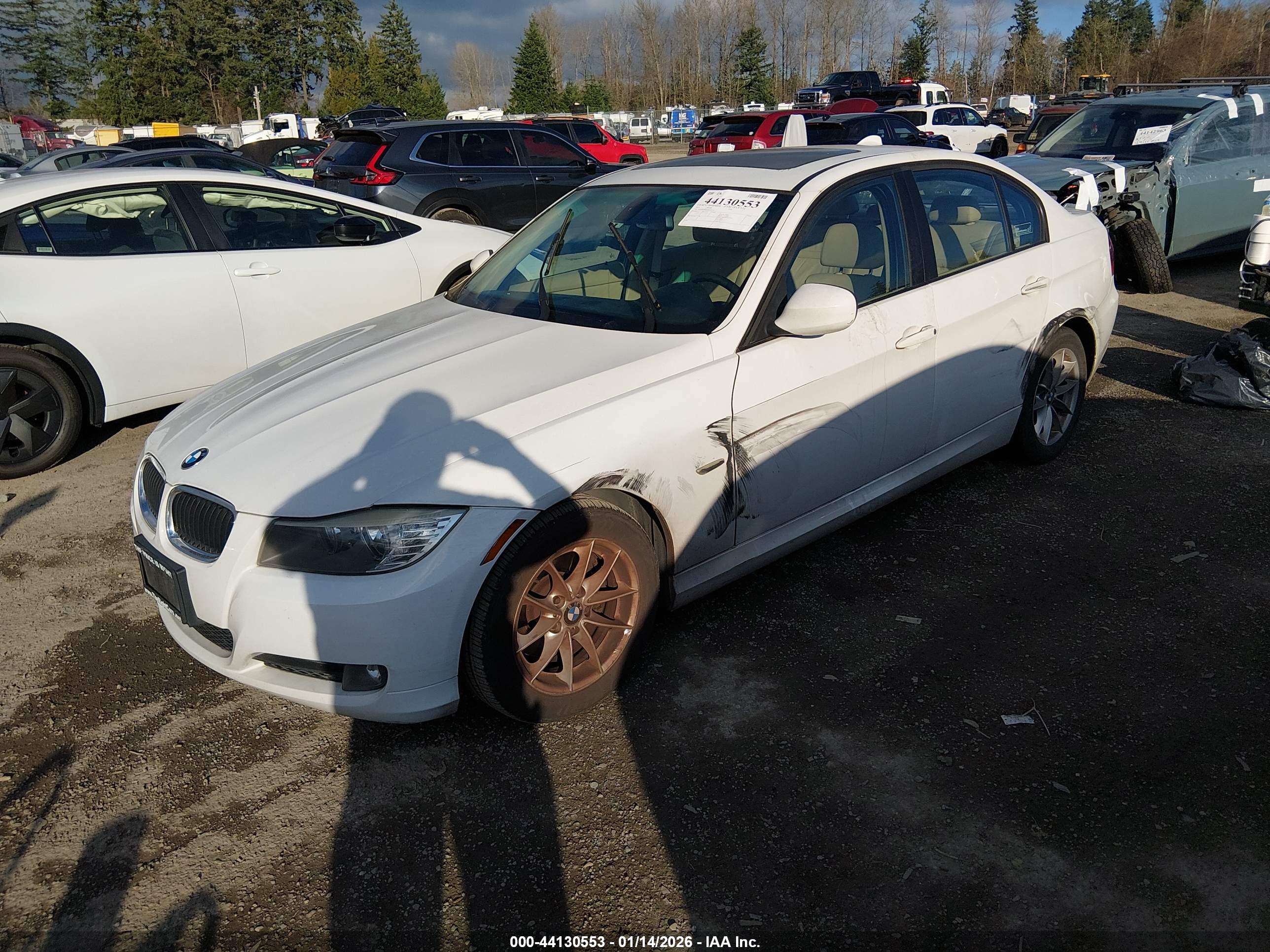 BMW 328I image 2