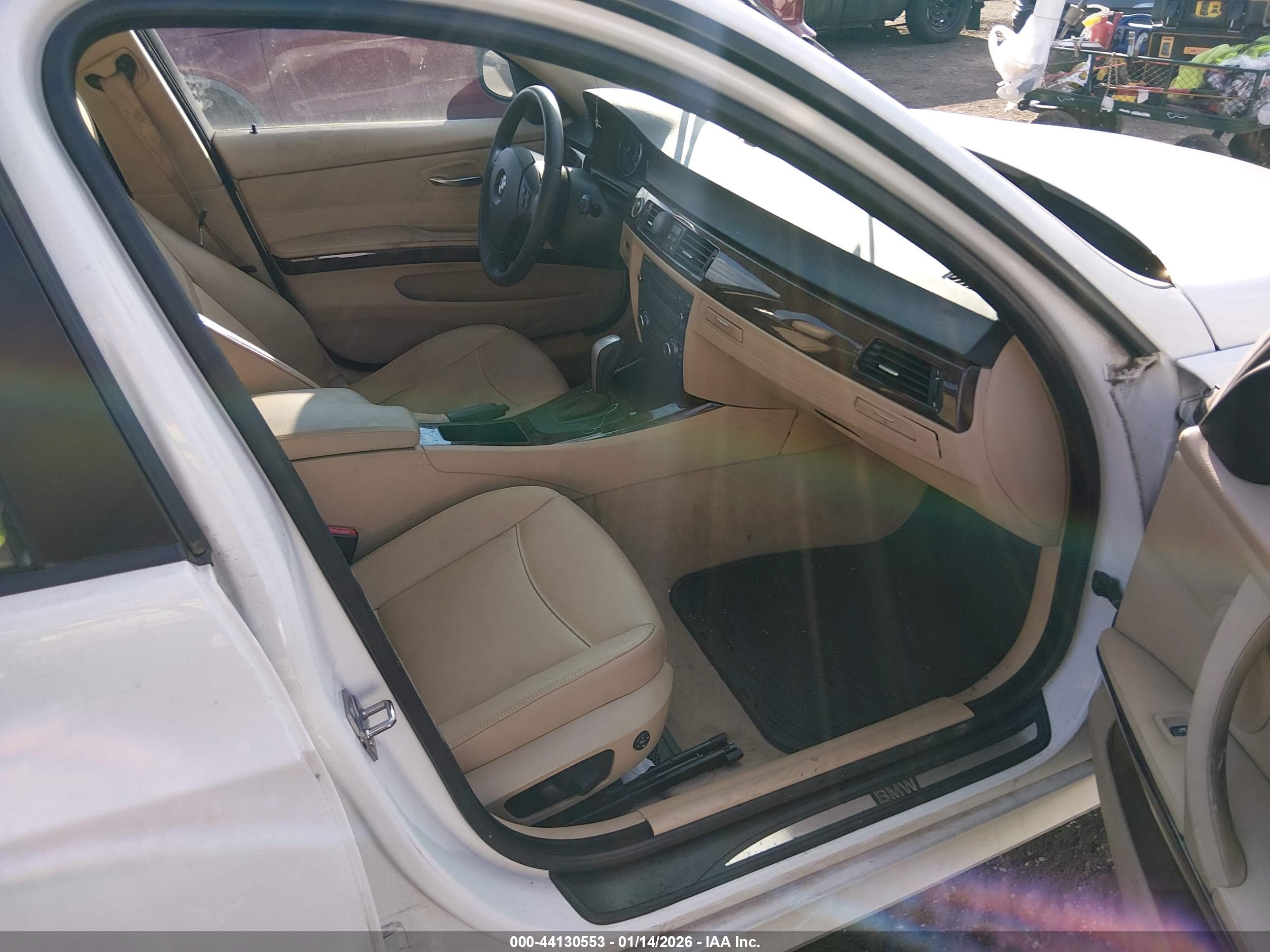 BMW 328I image 5
