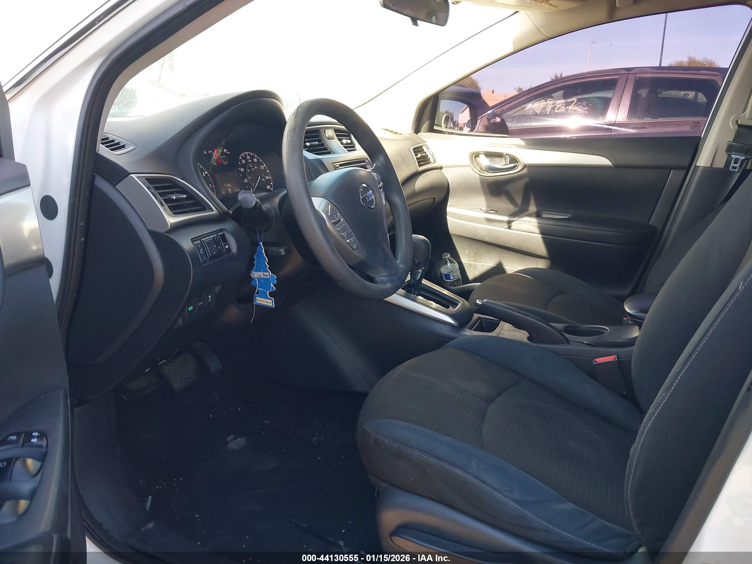 NISSAN SENTRA image 5