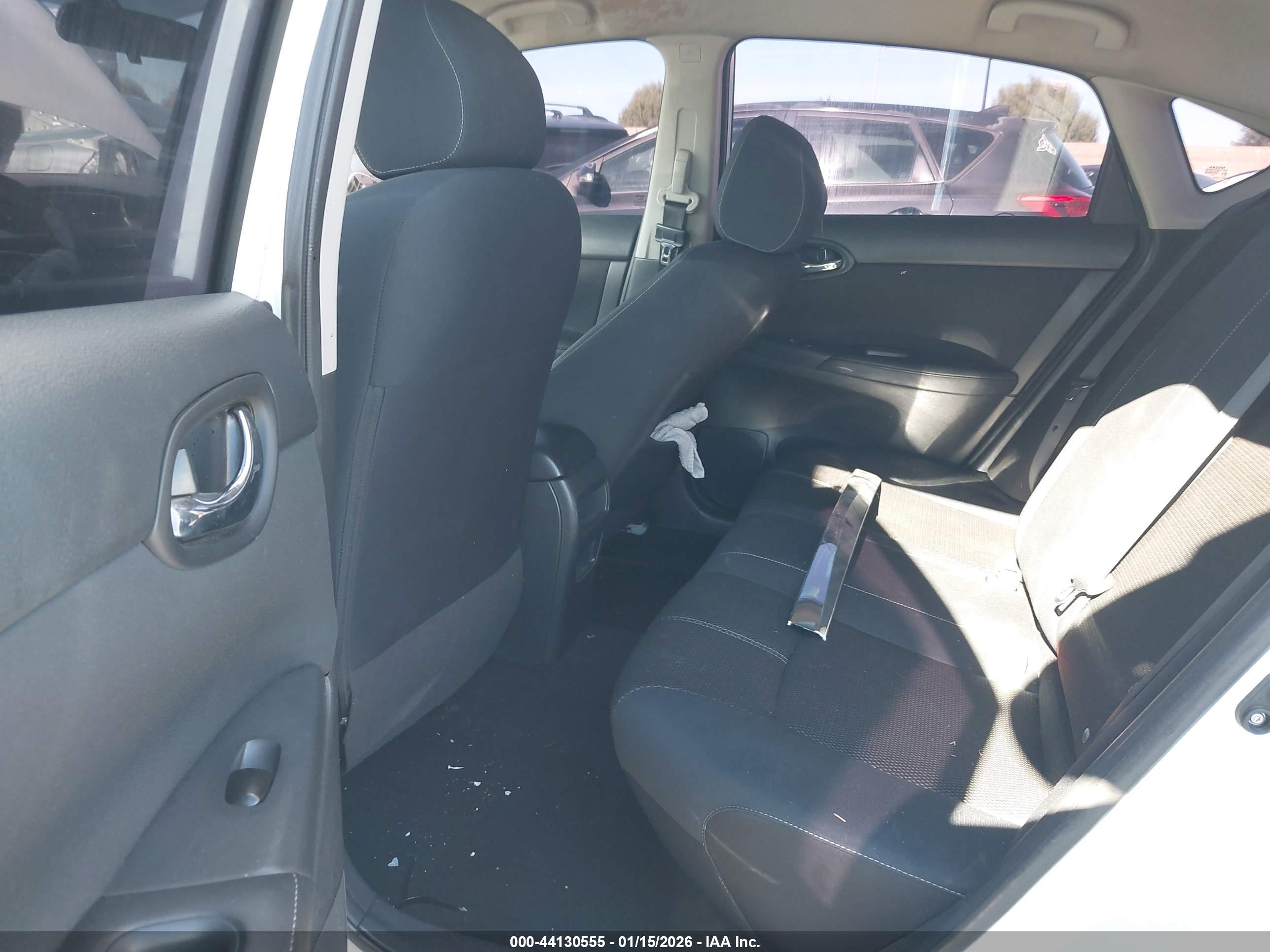 NISSAN SENTRA image 8