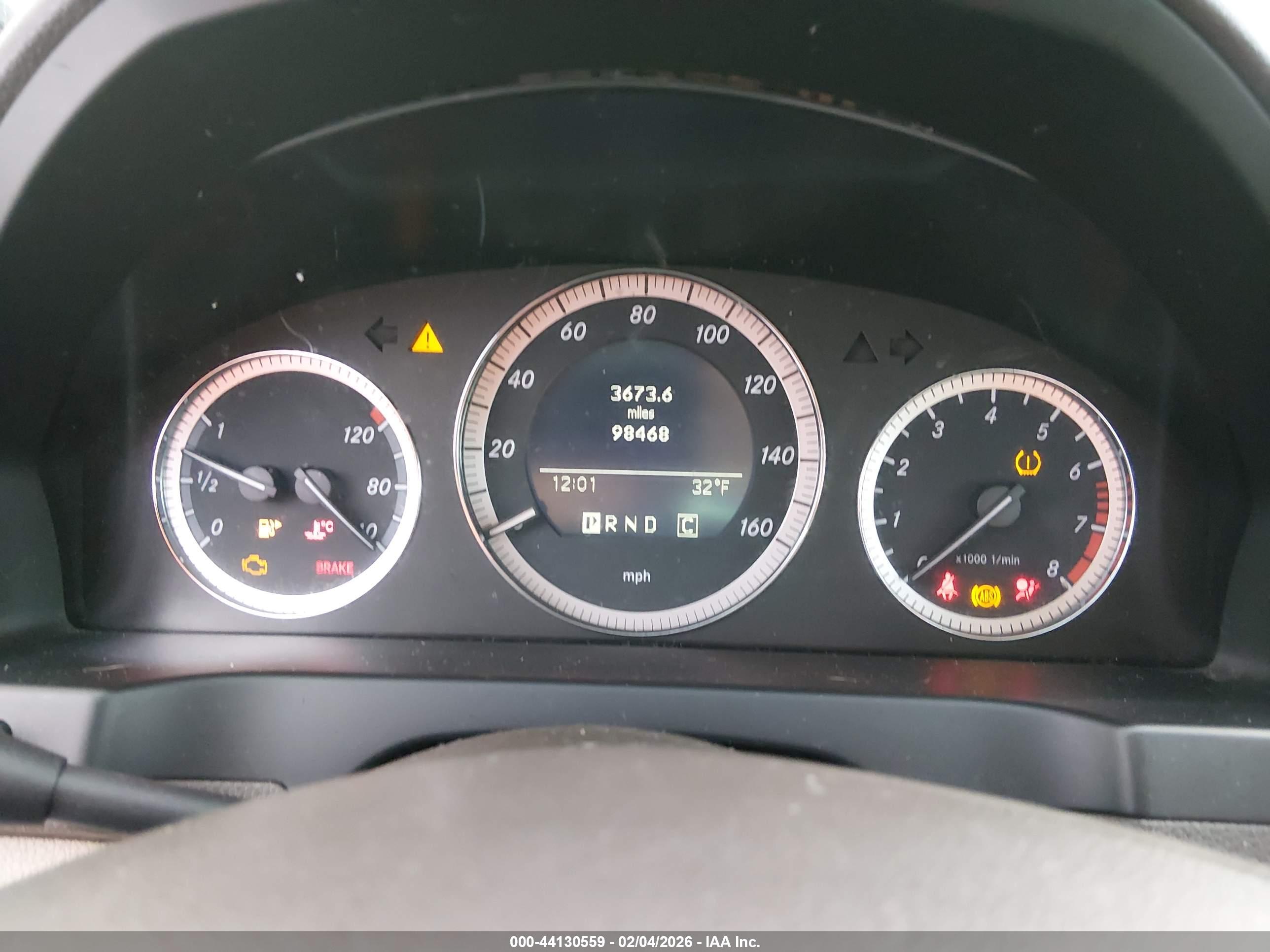 MERCEDES-BENZ C image 7