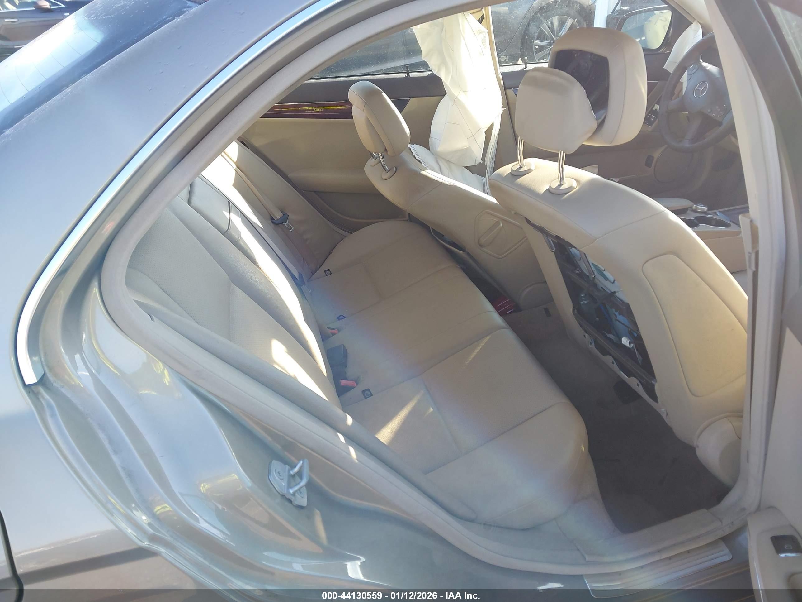 MERCEDES-BENZ C image 8