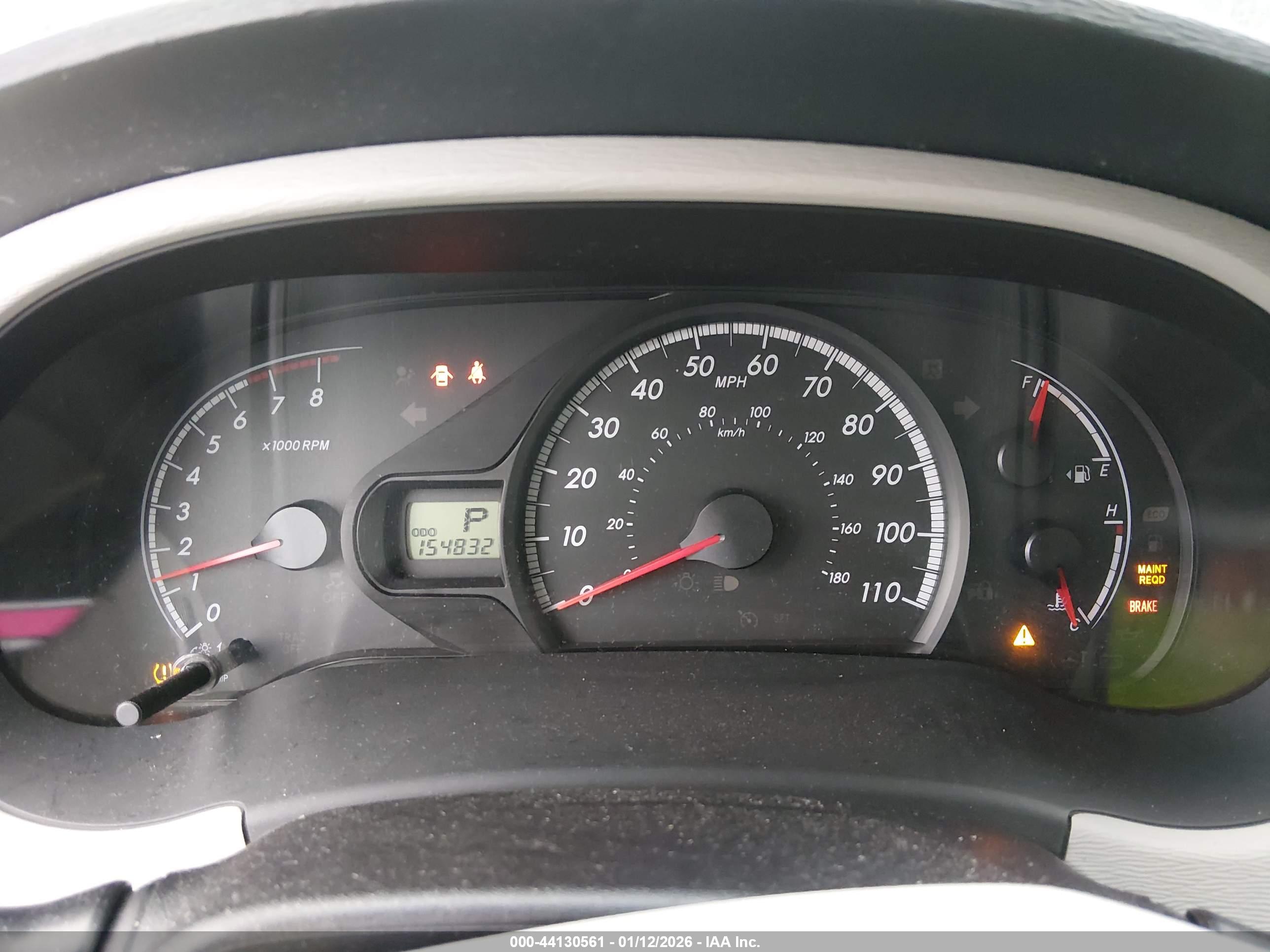TOYOTA SIENNA image 7