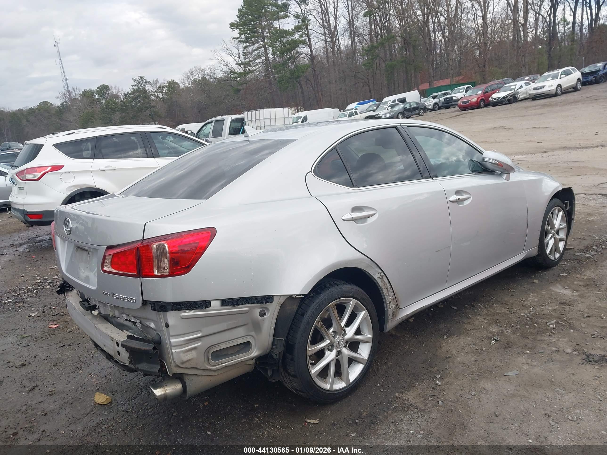 LEXUS IS image 4