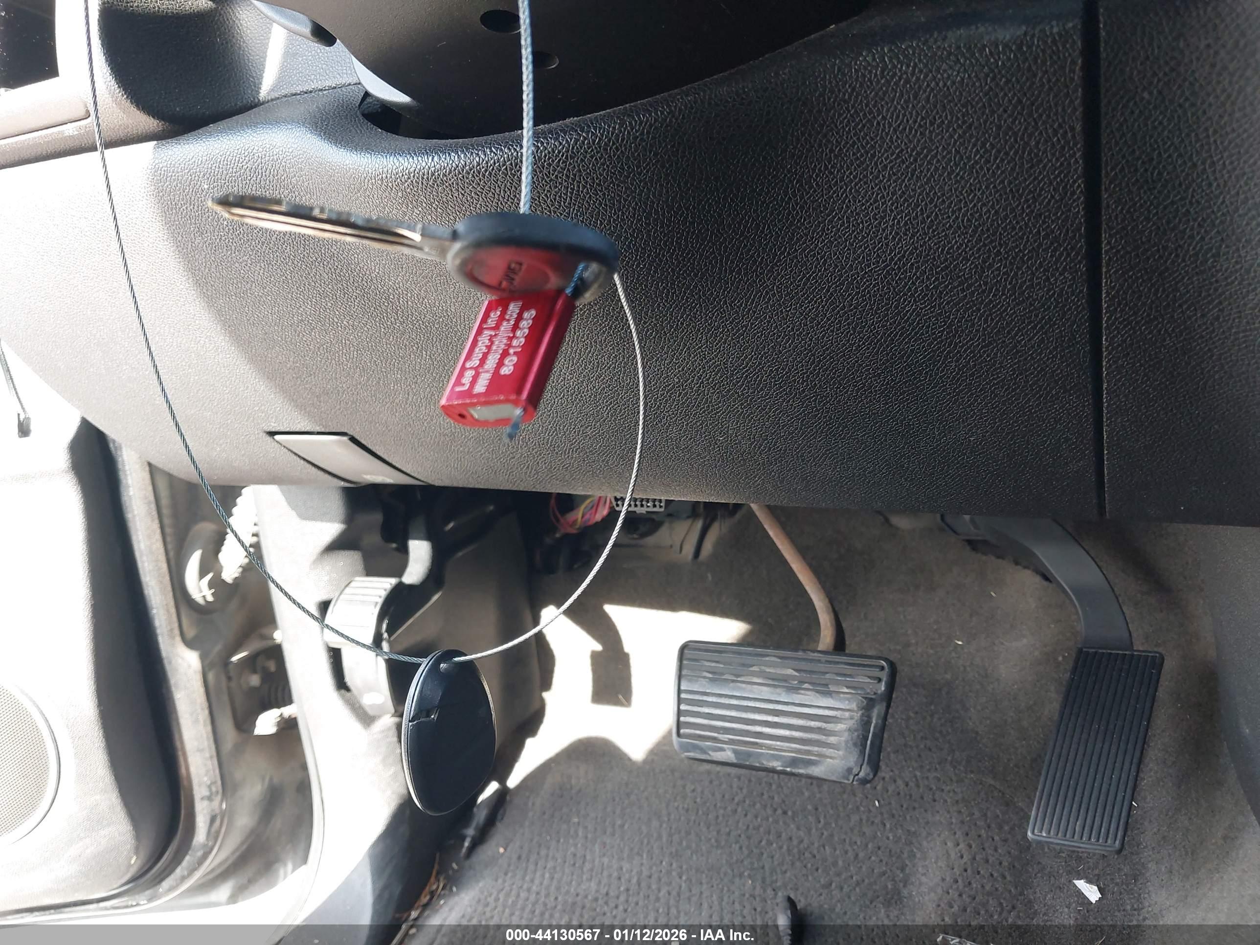 GMC YUKON image 11