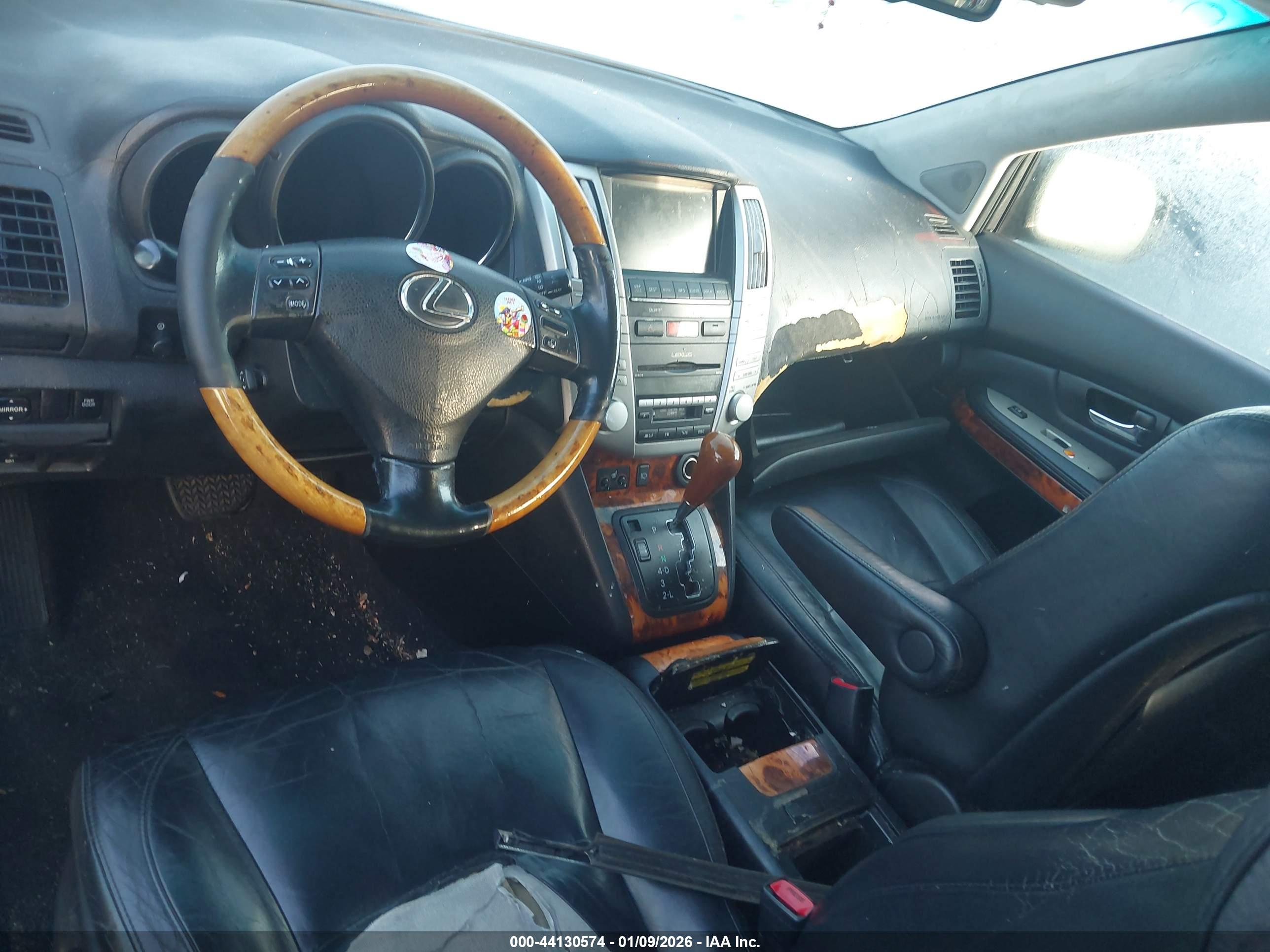 LEXUS RX image 5