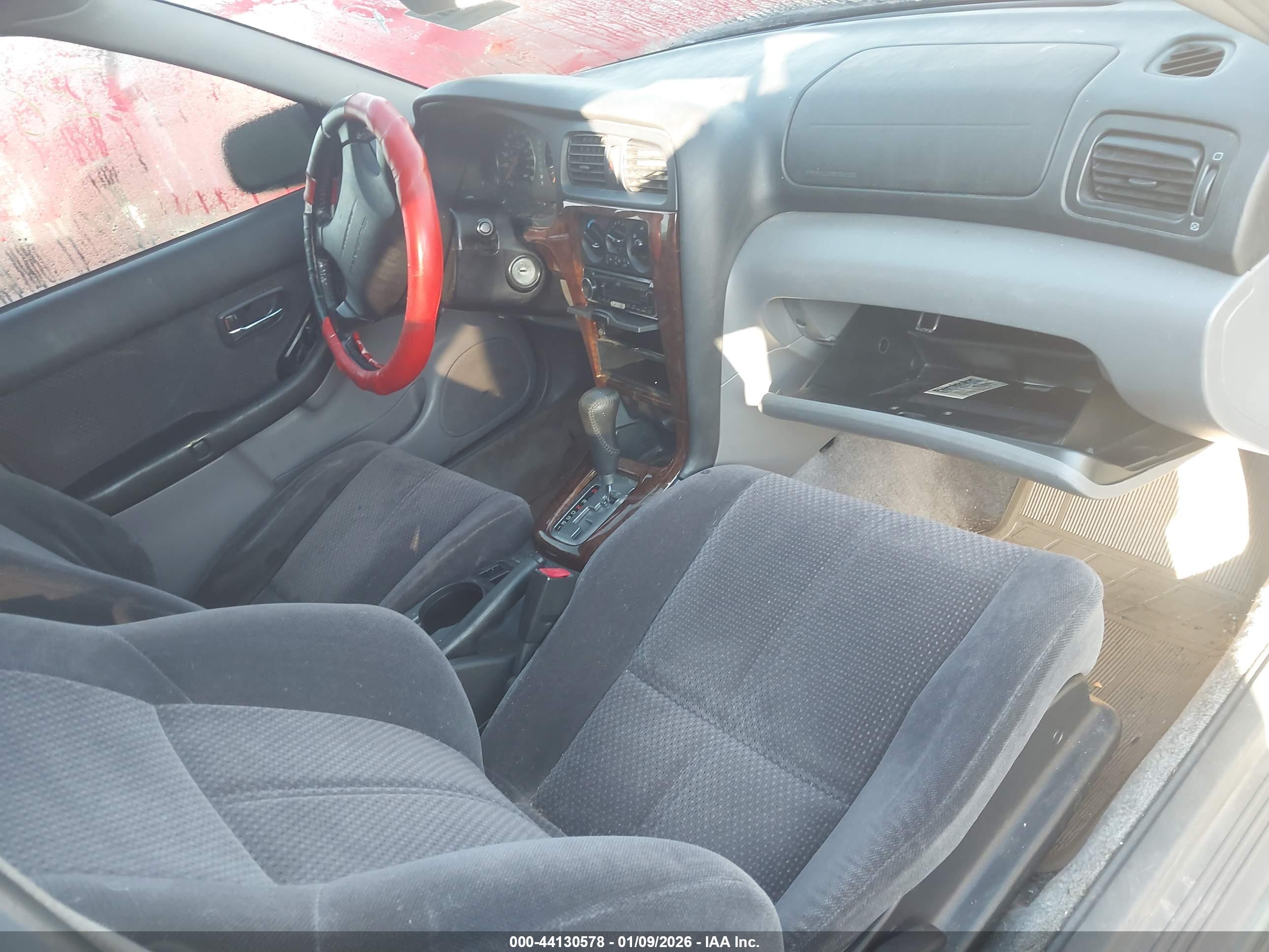SUBARU LEGACY image 5