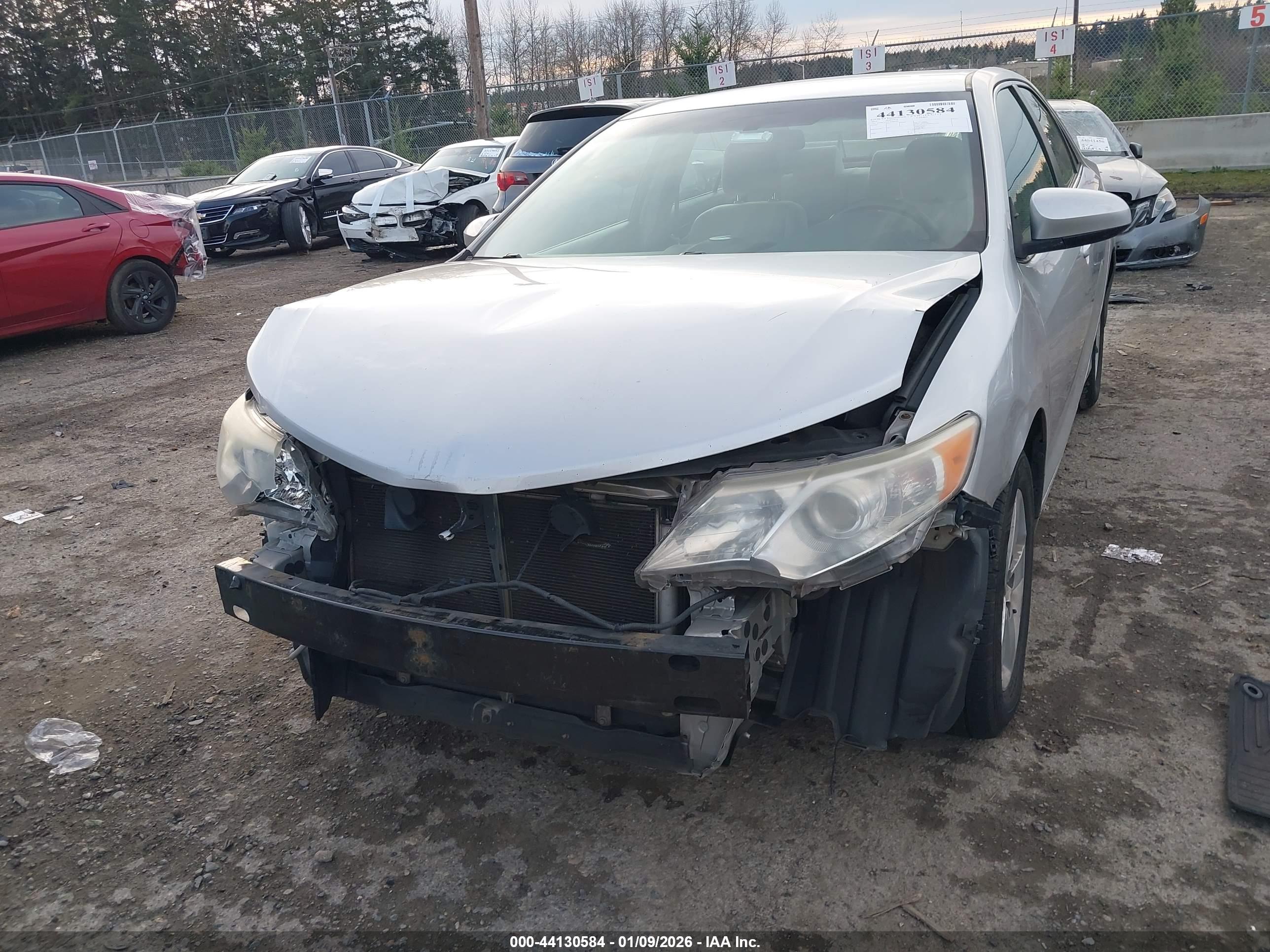 TOYOTA CAMRY image 6