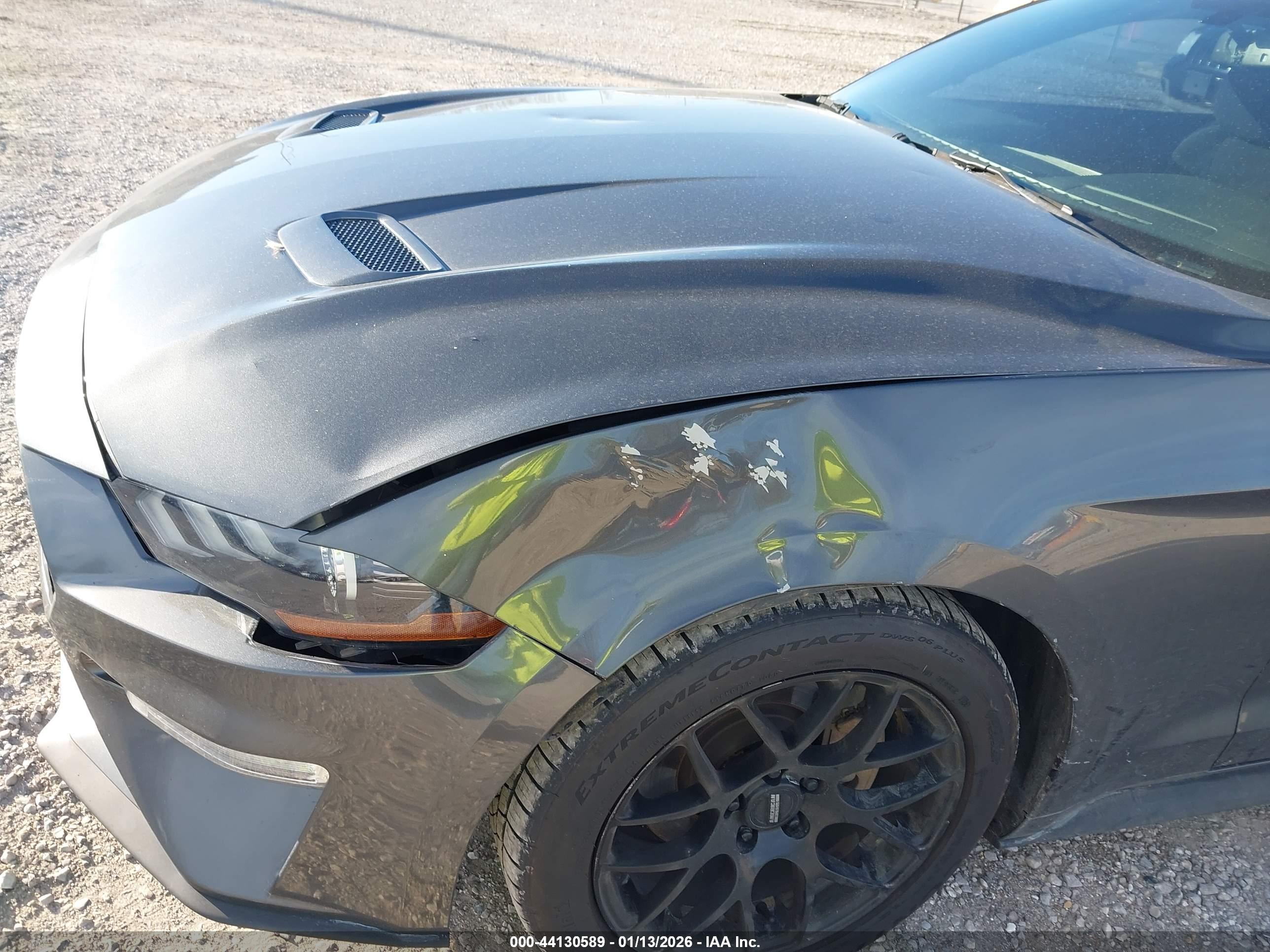 FORD MUSTANG image 6