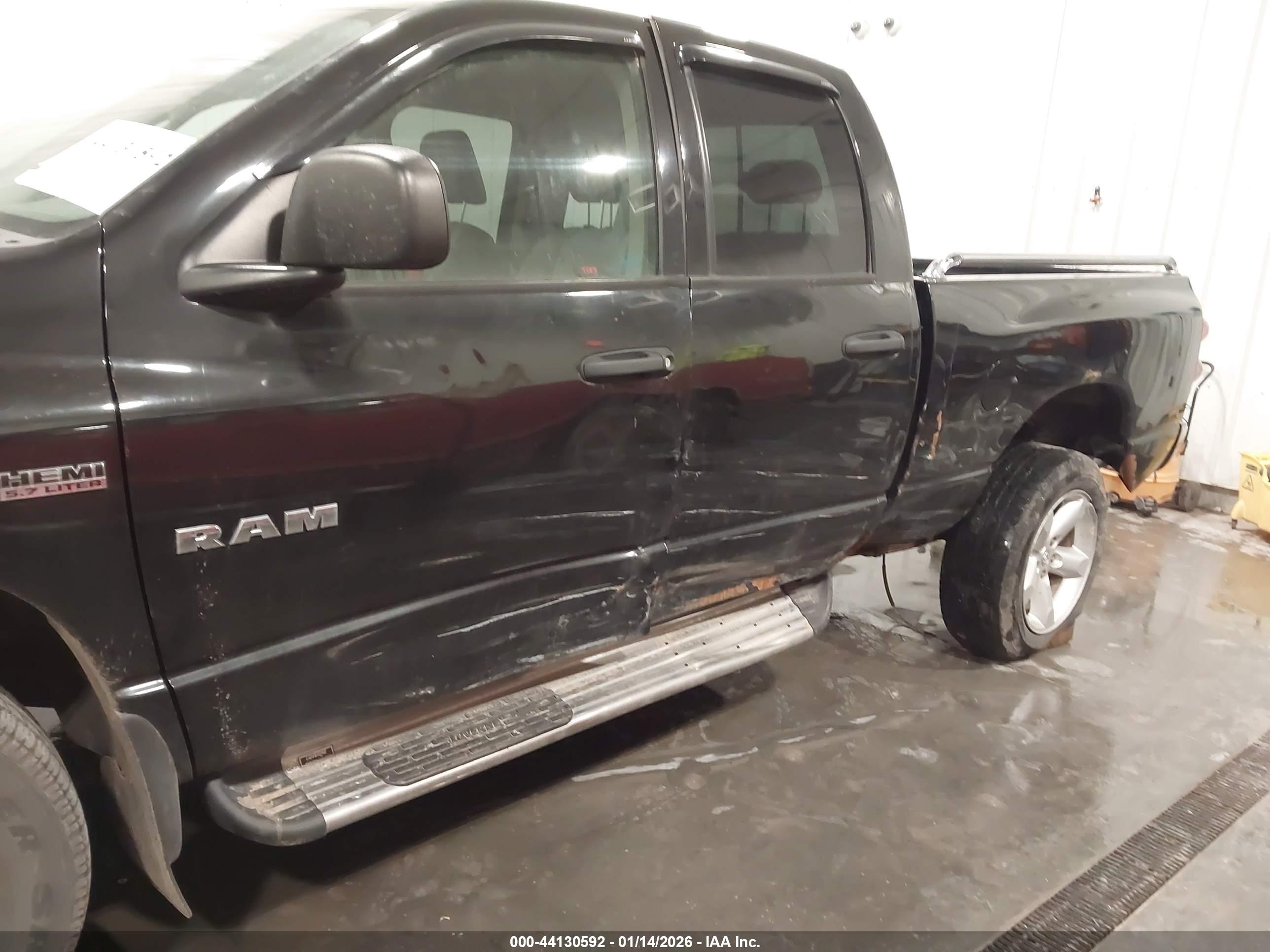DODGE RAM image 6