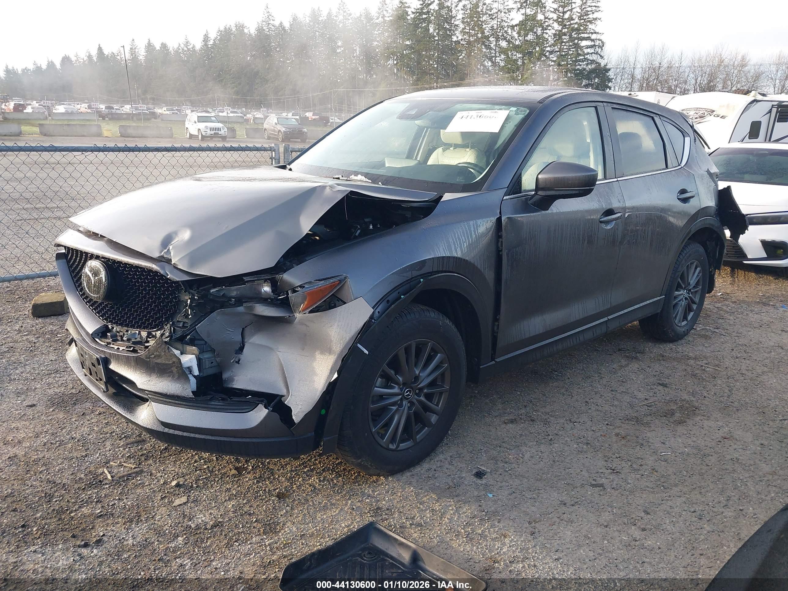 MAZDA CX-5 image 2