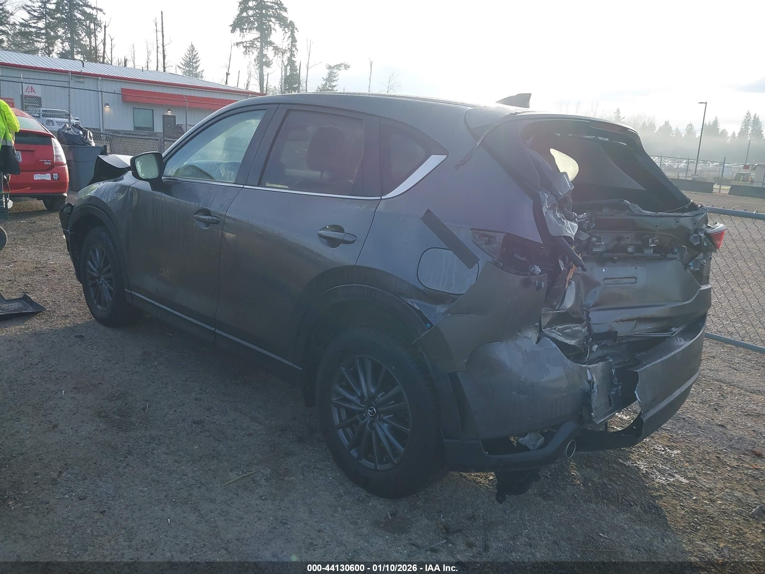 MAZDA CX-5 image 3
