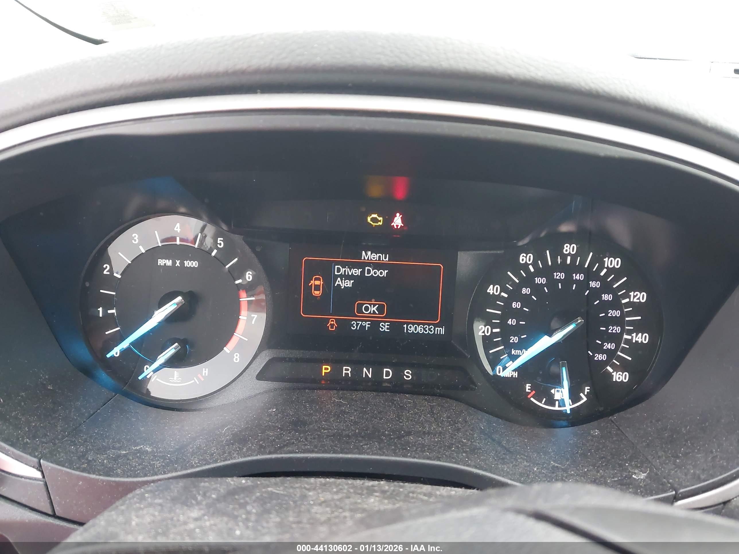 FORD FUSION image 7