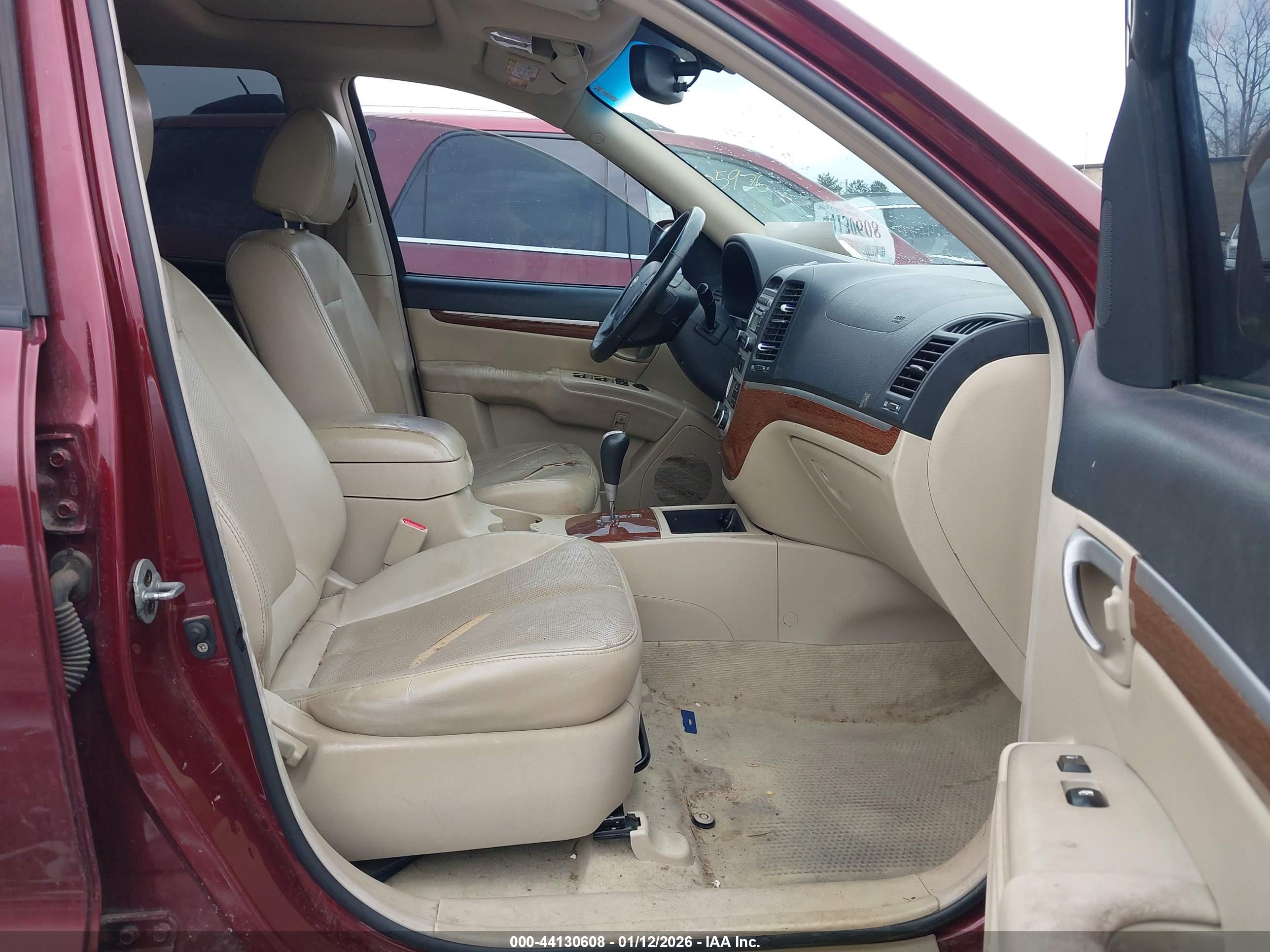HYUNDAI SANTA image 5