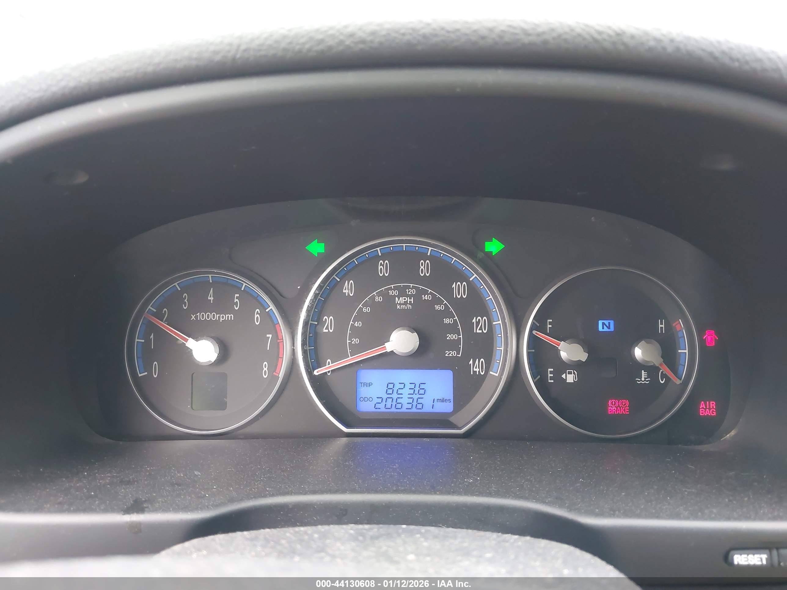 HYUNDAI SANTA image 7