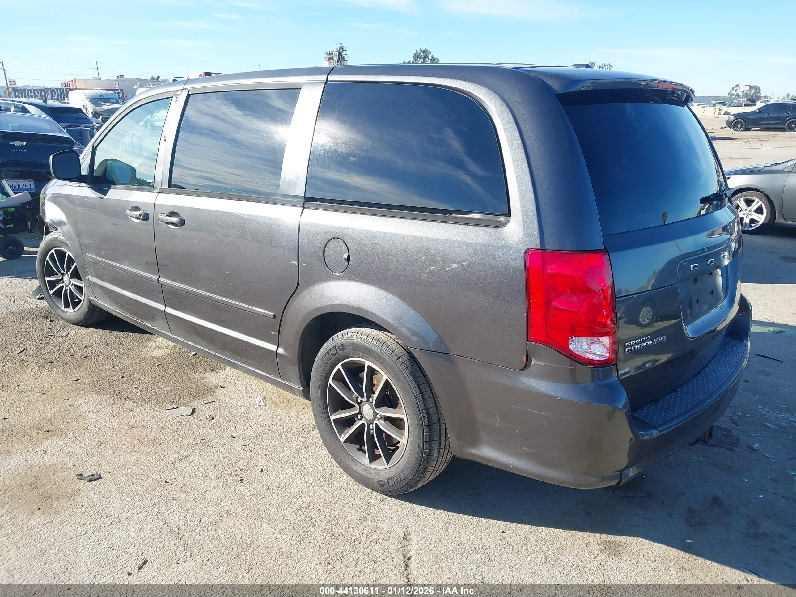 DODGE GRAND image 3