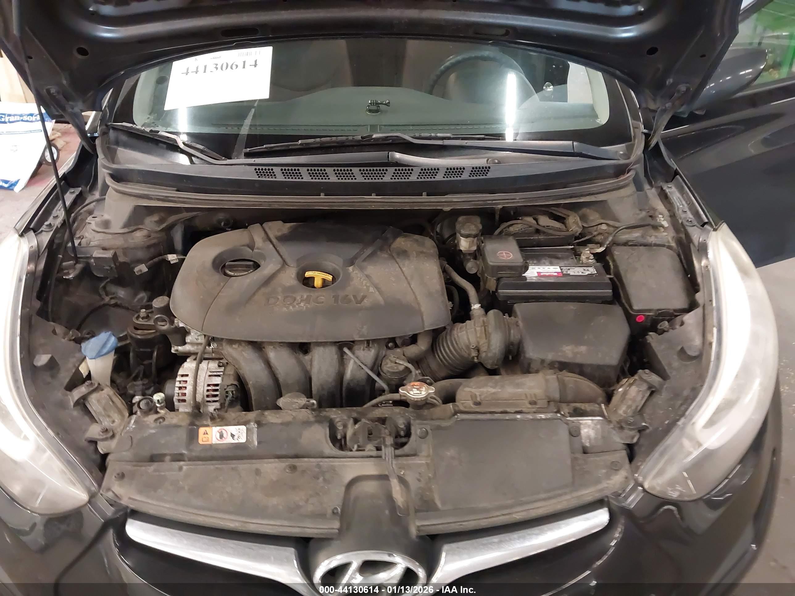 HYUNDAI ELANTRA image 10