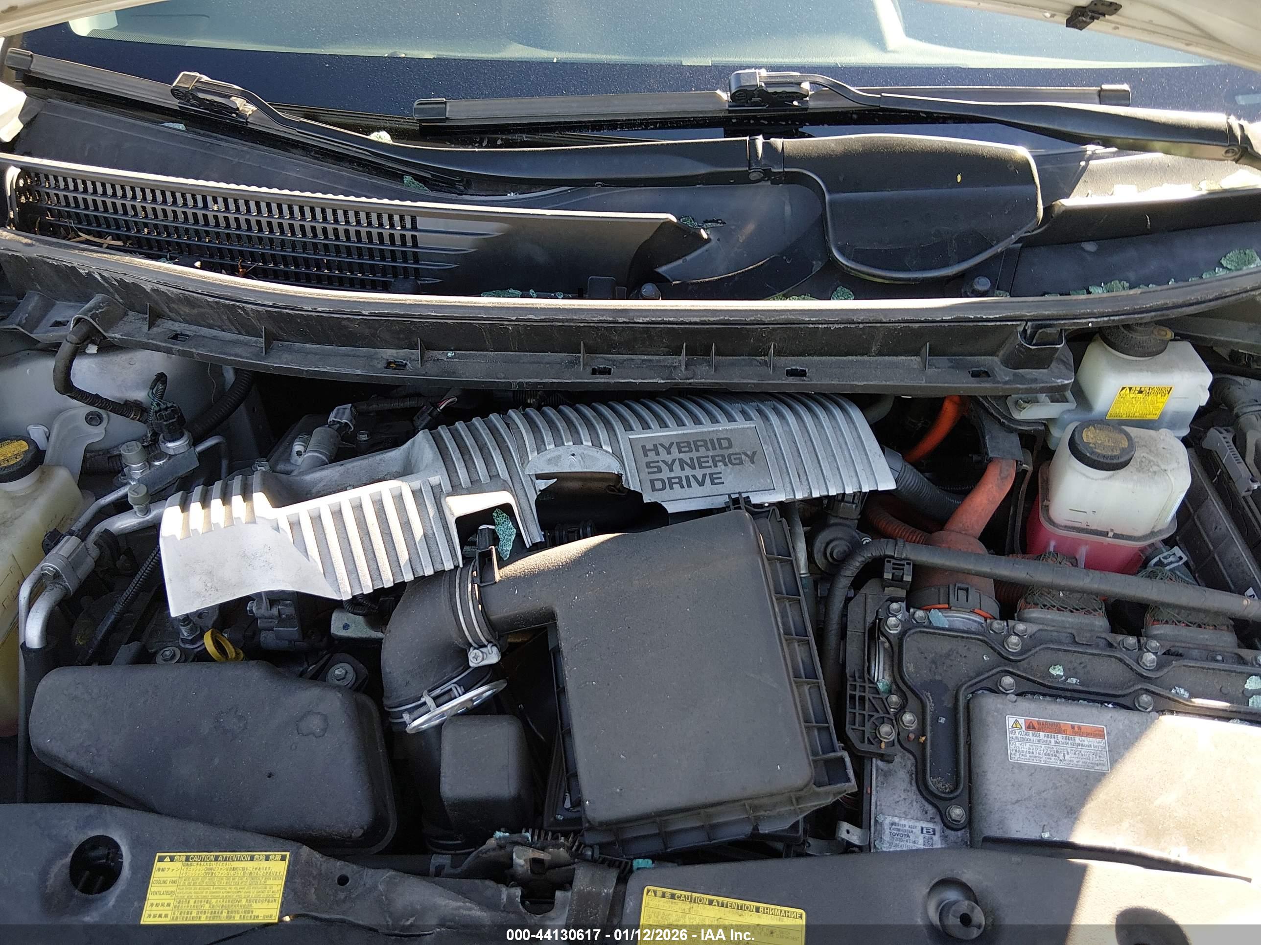 TOYOTA PRIUS image 10