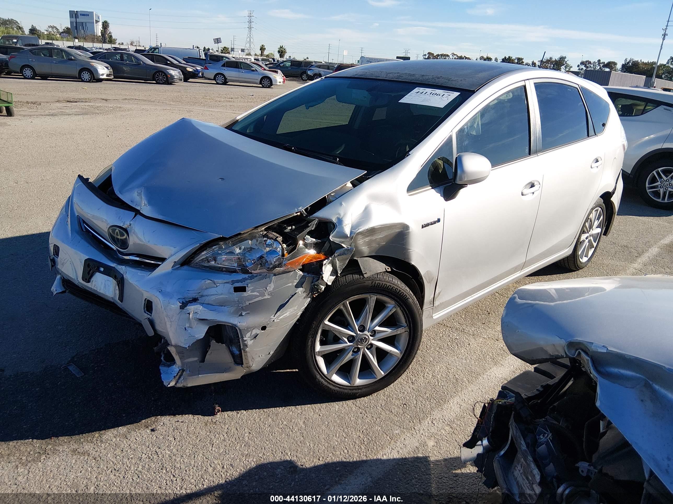 TOYOTA PRIUS image 2
