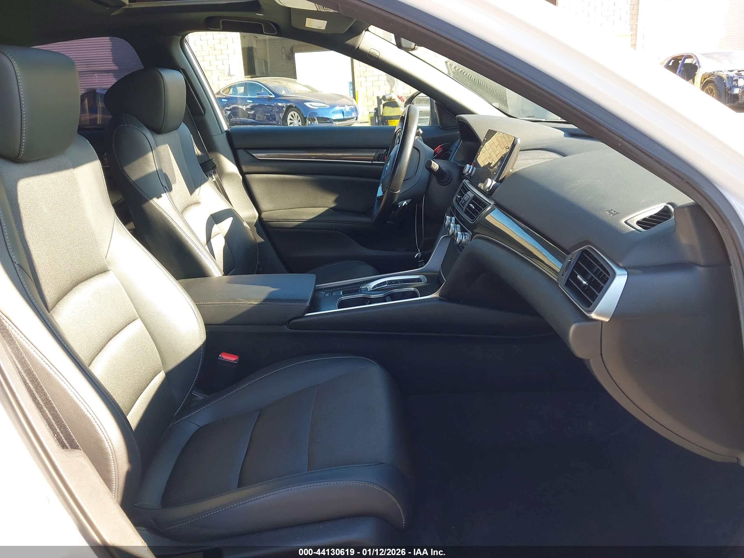 HONDA ACCORD image 5