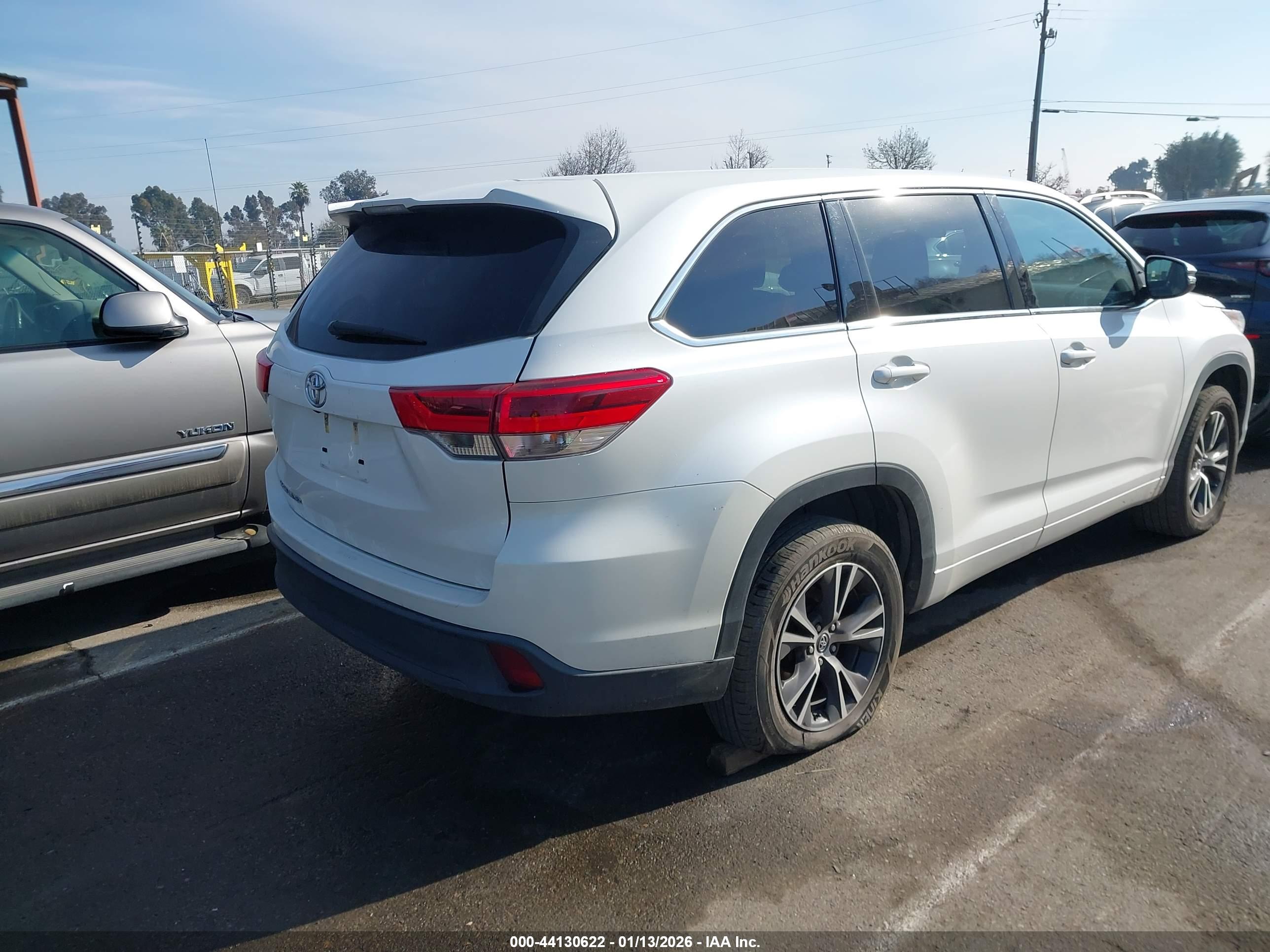 TOYOTA HIGHLANDER image 4